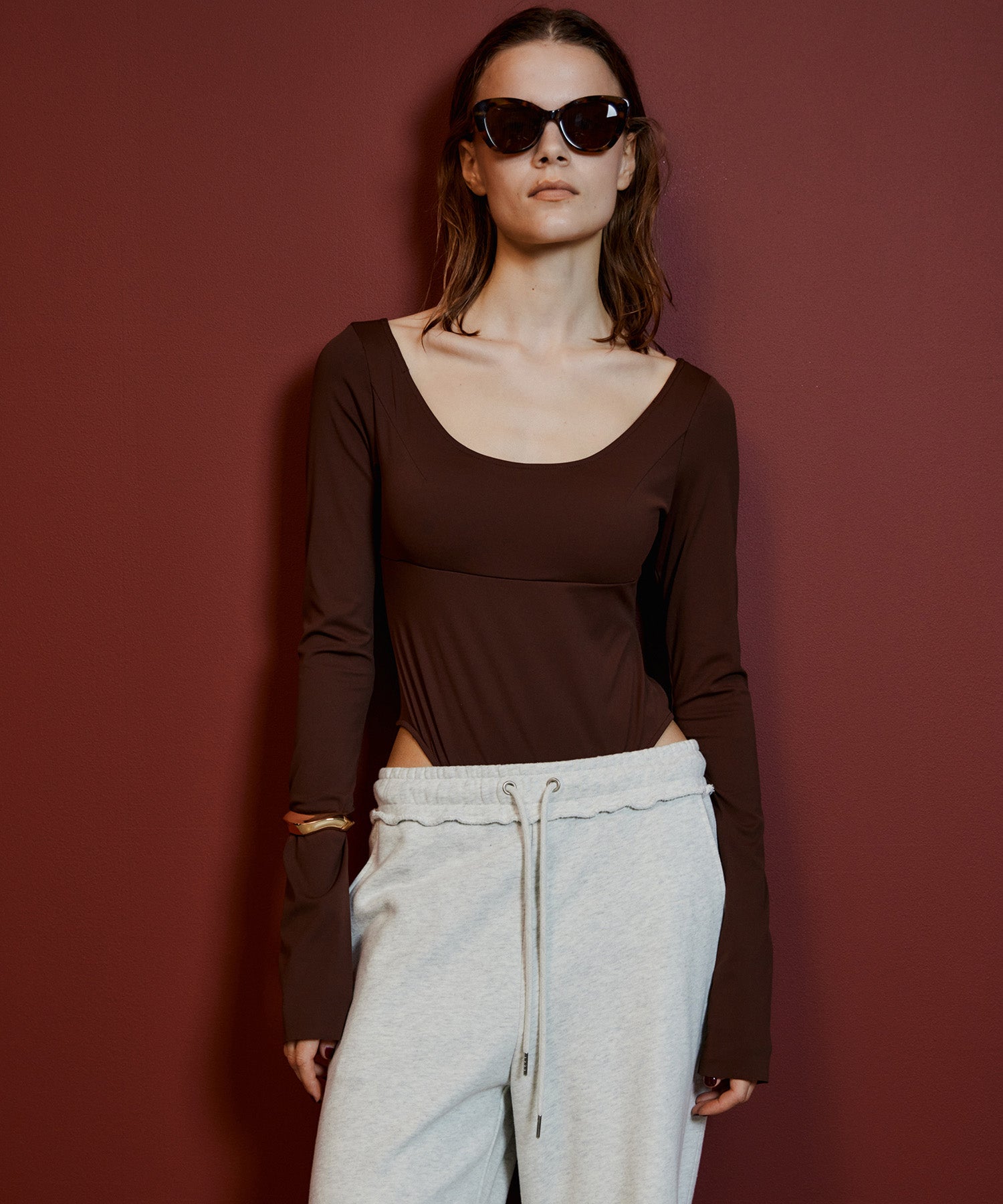 【26AUTUMN PRE-ORDER】Open-Neck Bodysuit