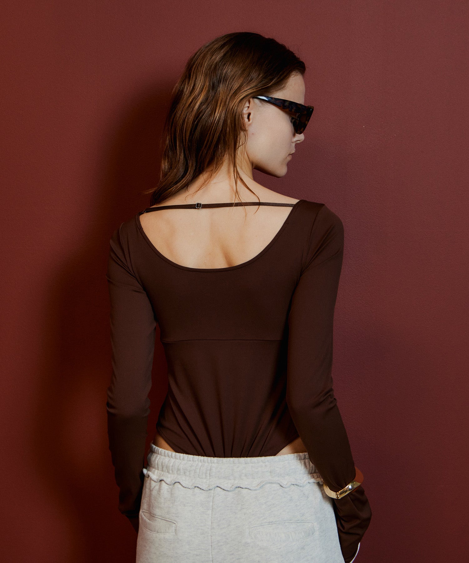 【26AUTUMN PRE-ORDER】Open-Neck Bodysuit