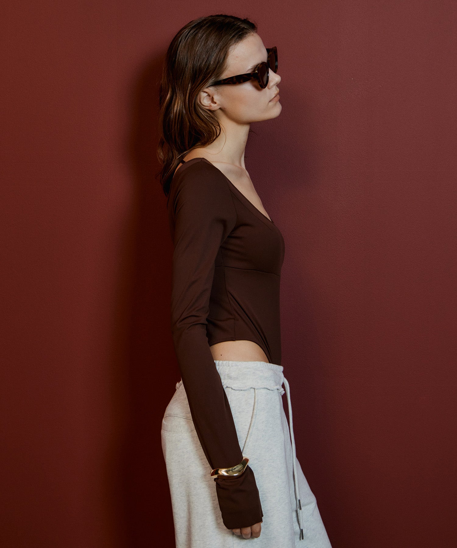 【26AUTUMN PRE-ORDER】Open-Neck Bodysuit