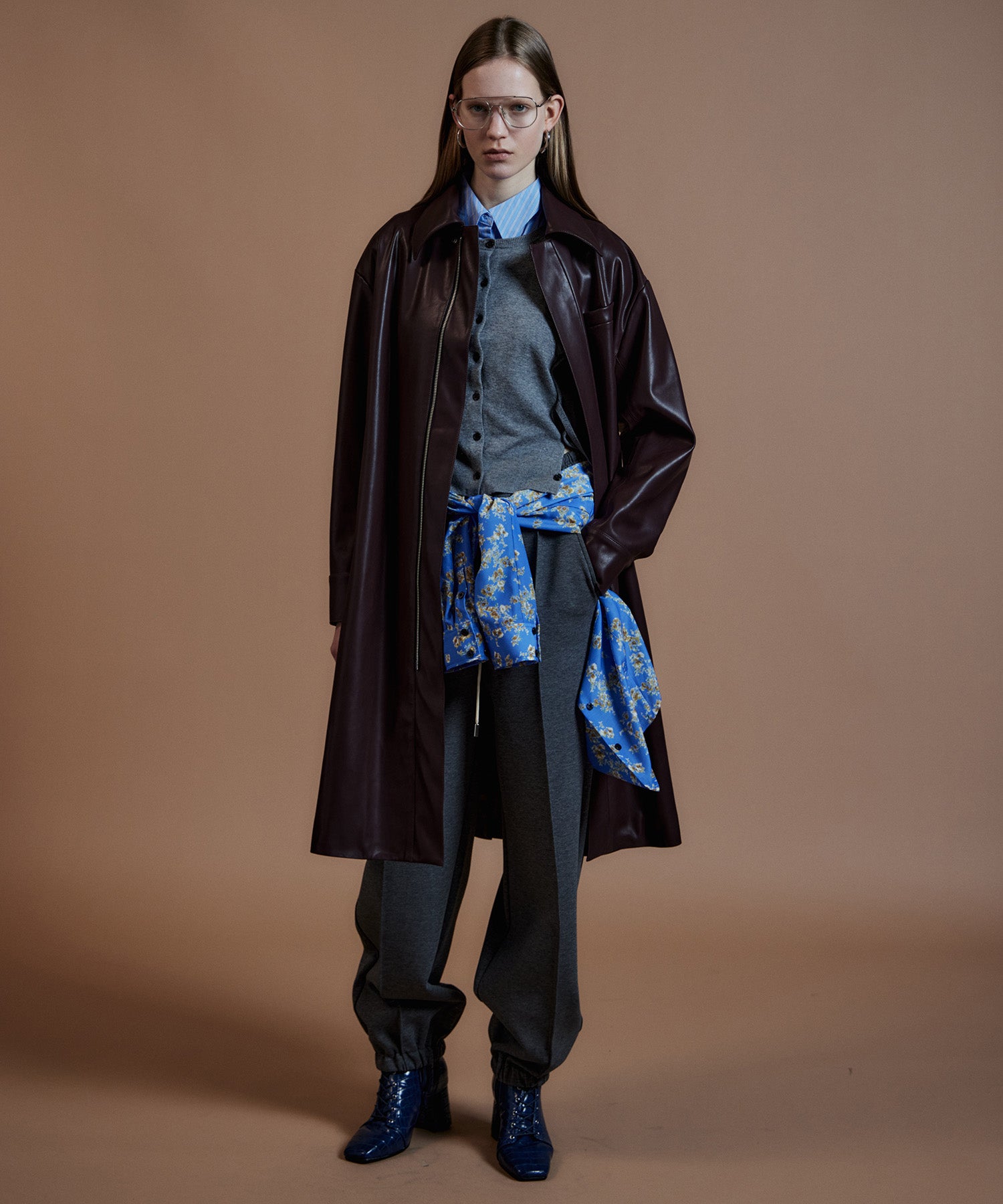 【26AUTUMN PRE-ORDER】Bow-Tie Crew Cardigan