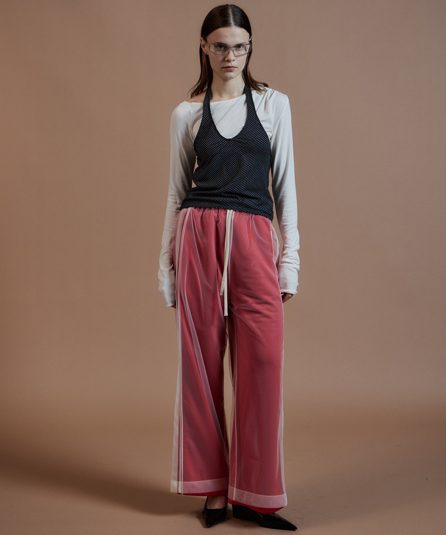 【26AUTUMN PRE-ORDER】Border Halter Layered Off-Shoulder Top