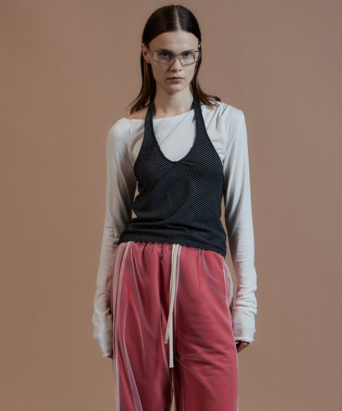 【26AUTUMN PRE-ORDER】Border Halter Layered Off-Shoulder Top