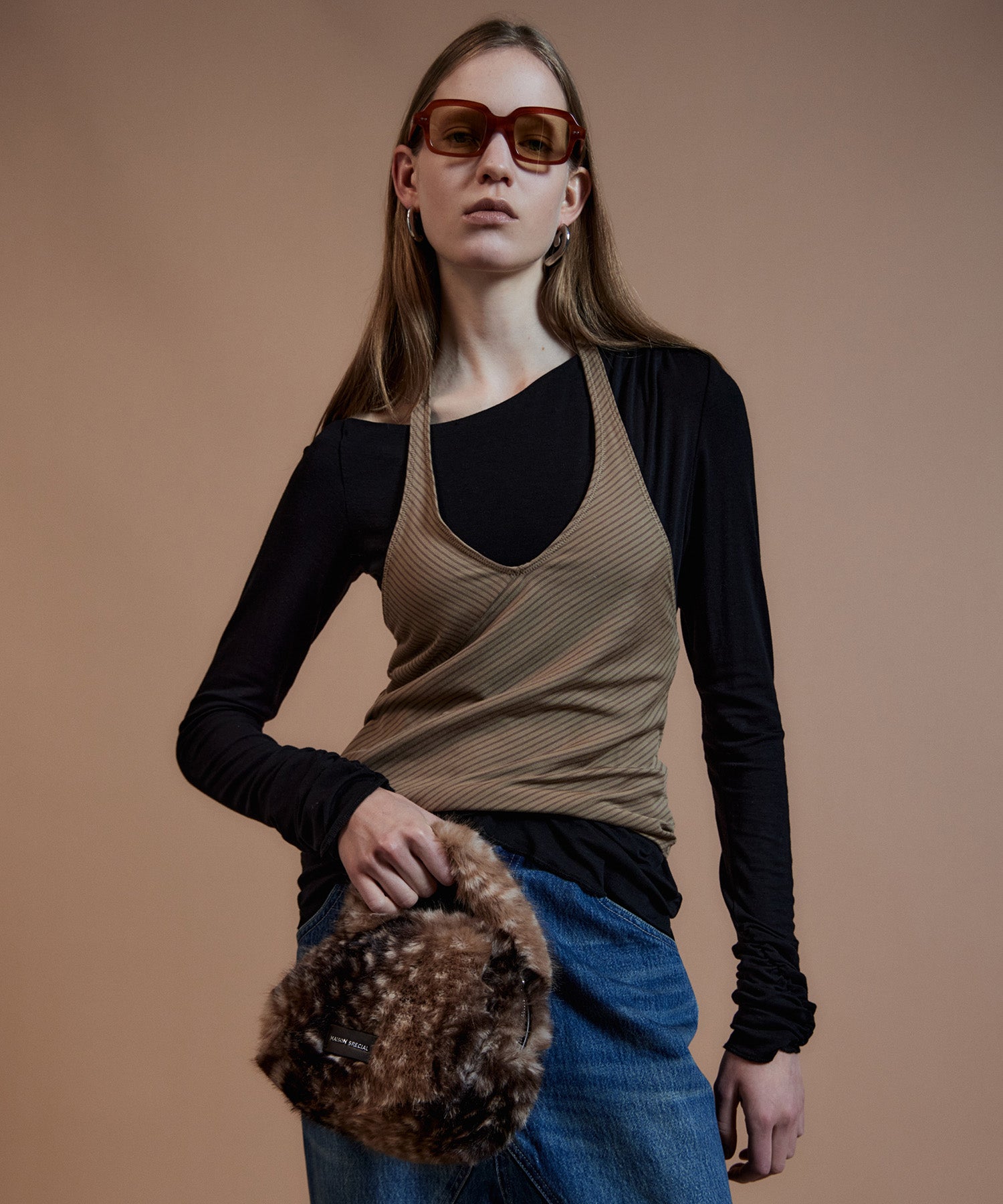 【26AUTUMN PRE-ORDER】Fur Round Mini Bag
