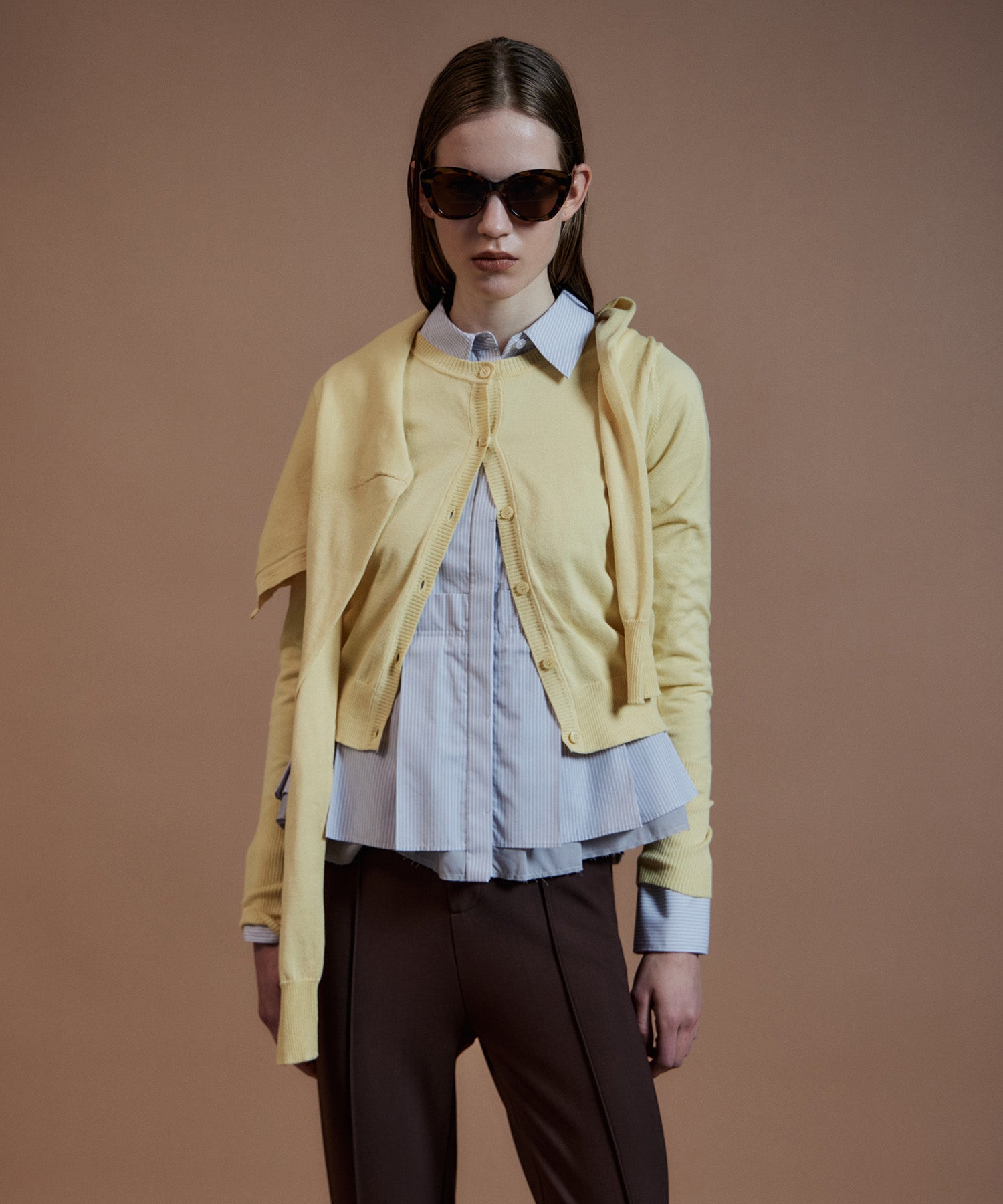 【26AUTUMN PRE-ORDER】Tuck Pleated Peplum Shirt