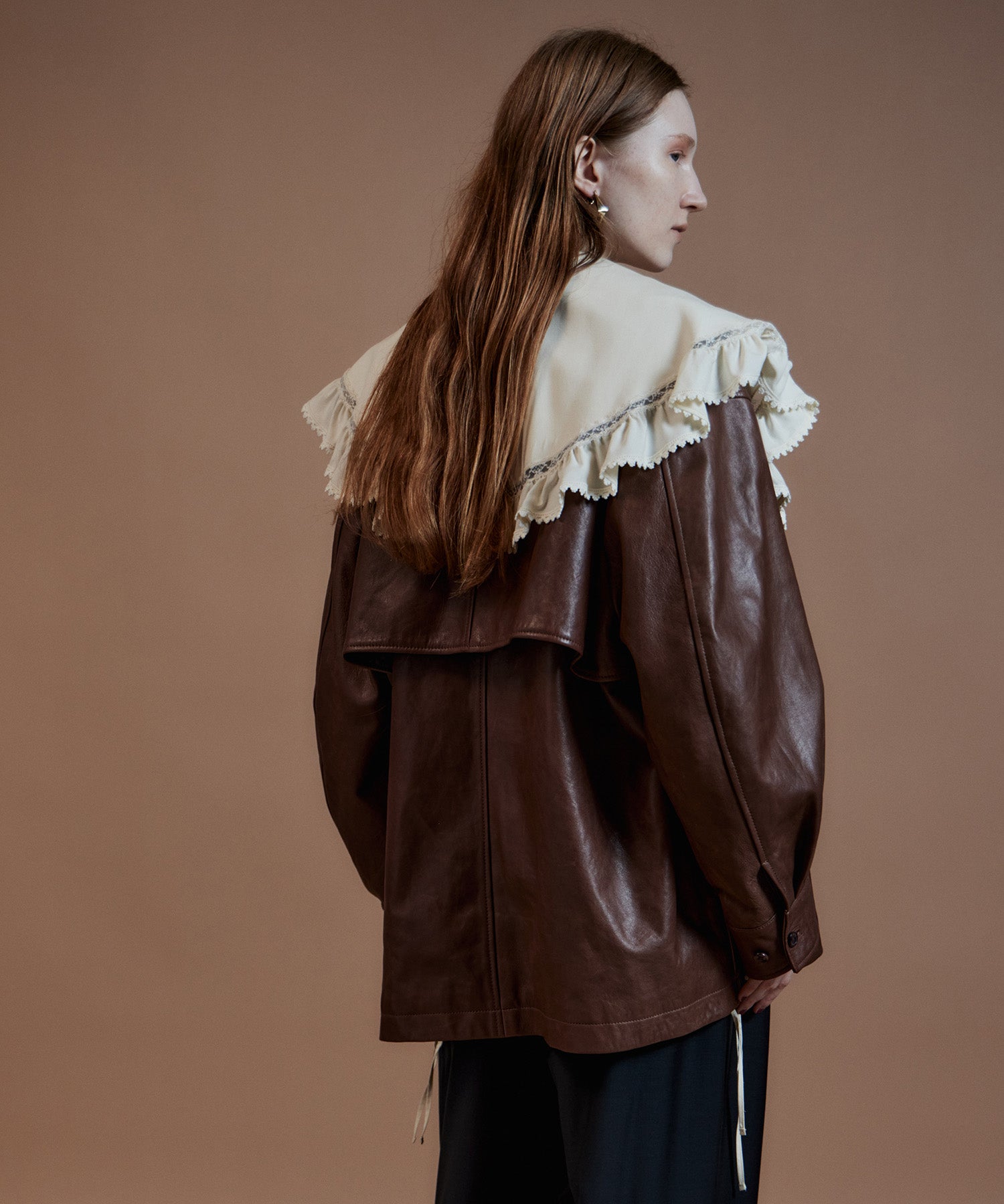 【26AUTUMN PRE-ORDER】Leather Short Trench Coat