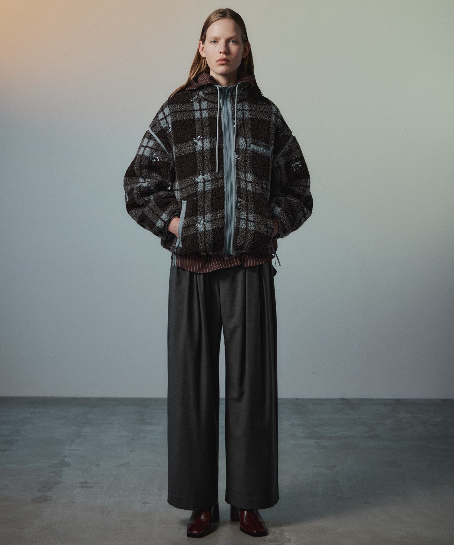 【26AUTUMN PRE-ORDER】Super 140 Wool Satin Slacks