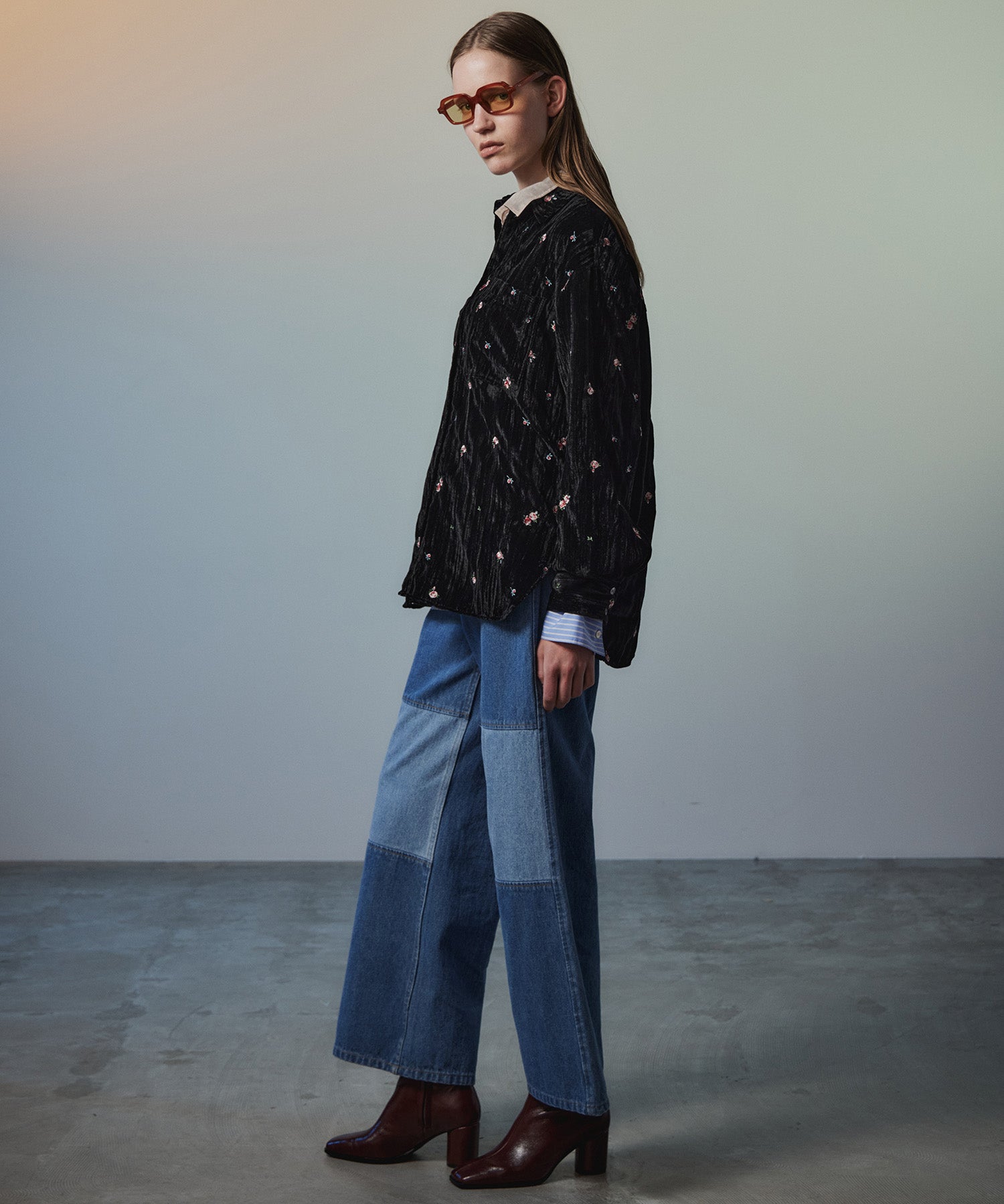 【26AUTUMN PRE-ORDER】Flower Embroidery Velour Overshirt