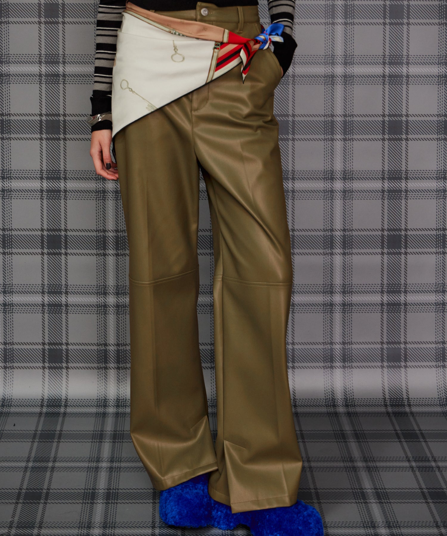 【26AUTUMN PRE-ORDER】Straight Vegan Leather Pants