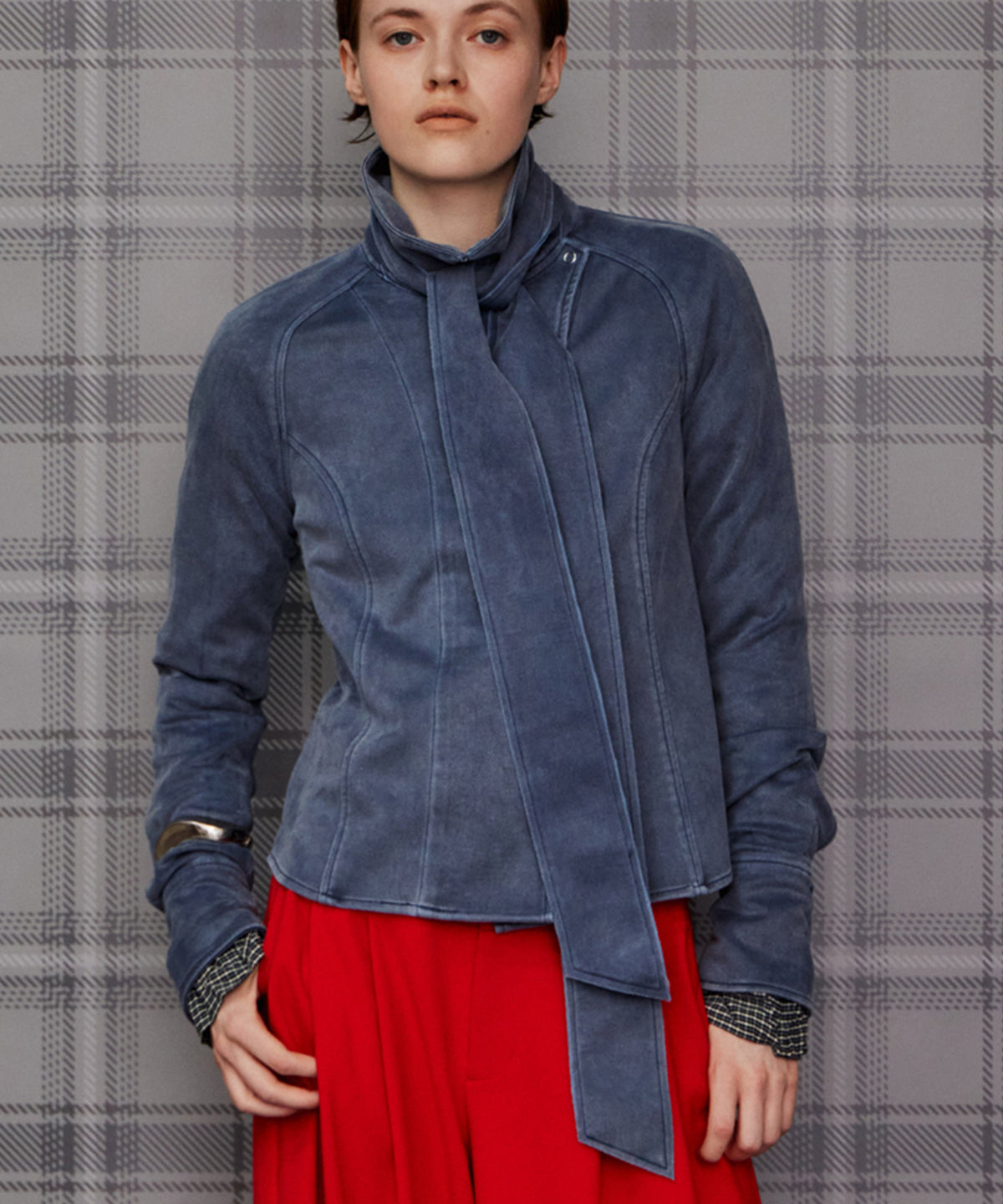 【26AUTUMN PRE-ORDER】Bio-Wash Slim Shirt with Tie