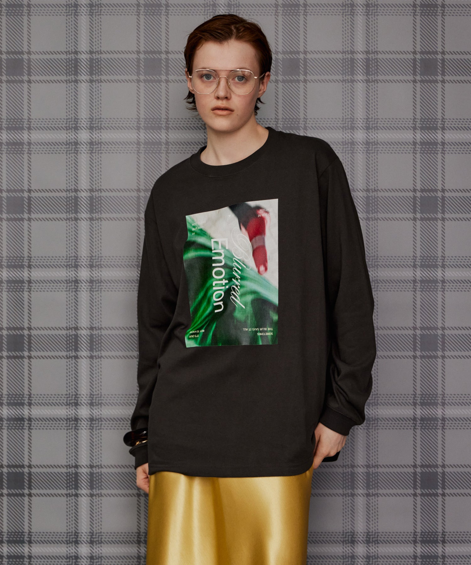 【26AUTUMN PRE-ORDER】Blurred Emotion Logo Print Long Sleeve T-Shirt