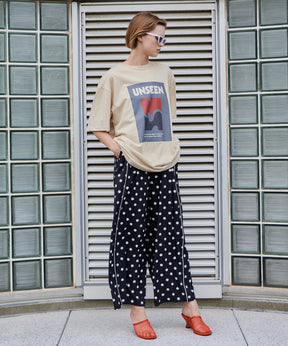 【SALE】UNSEEN Print T-Shirt