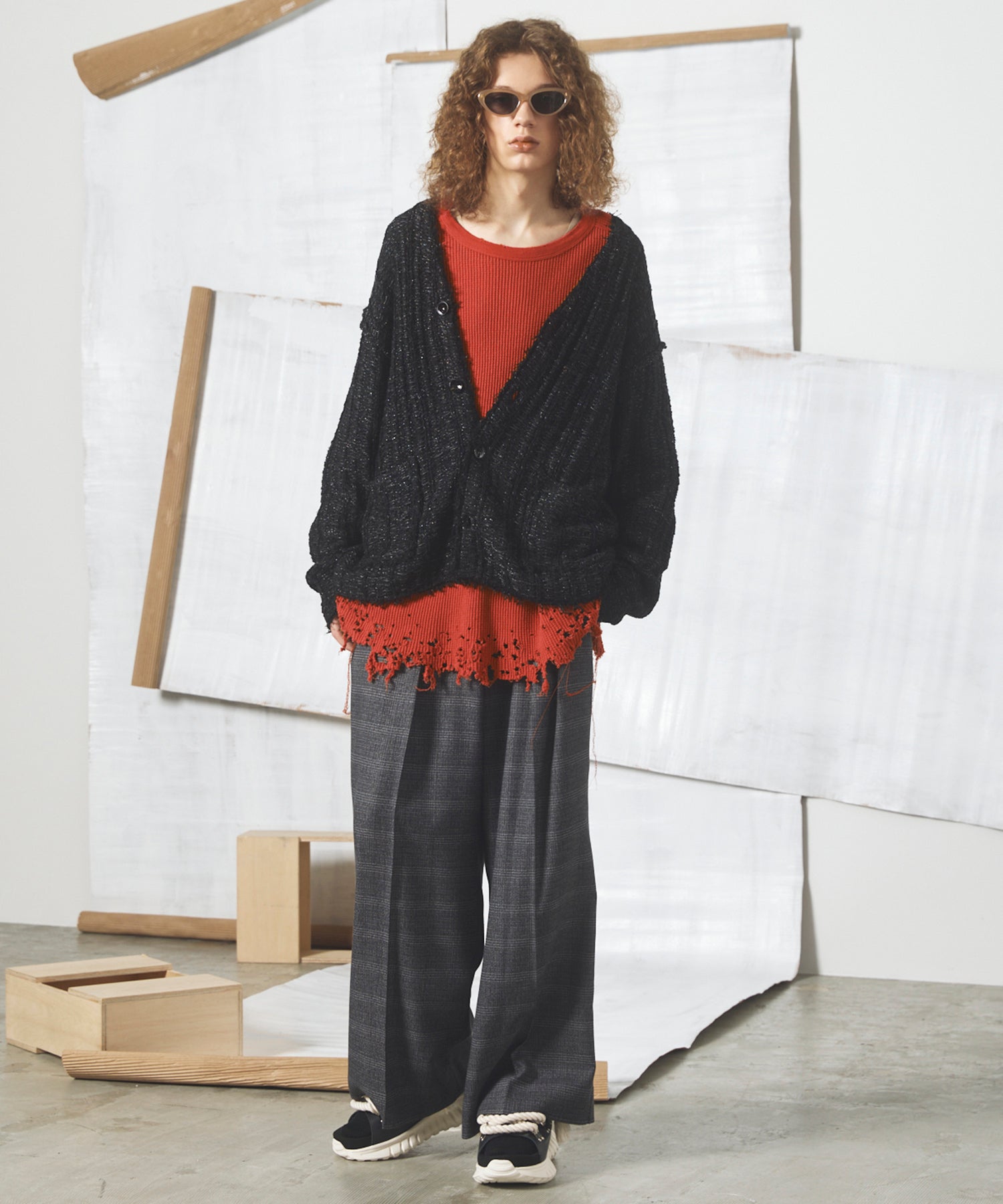[26AW PRE-ORDER] Butcher fabric prime wide one tuck slacks