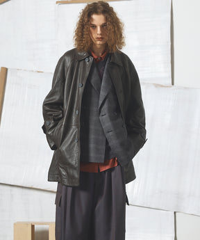 【26AW PRE-ORDER】Grain Leather Prime-Over Front Button Single Raglan Half Coat