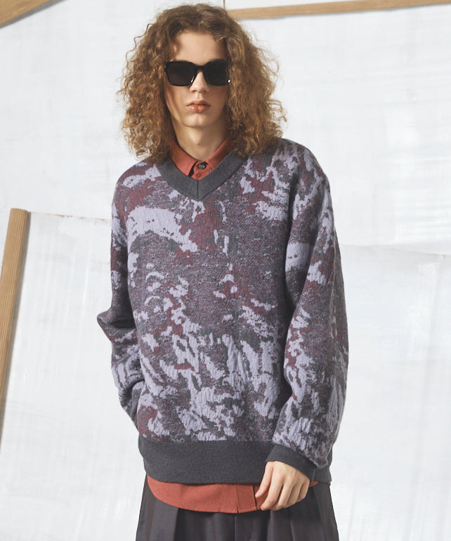 【26AW PRE-ORDER】Abstract Pattern Prime-Over V-neck Knit Tops