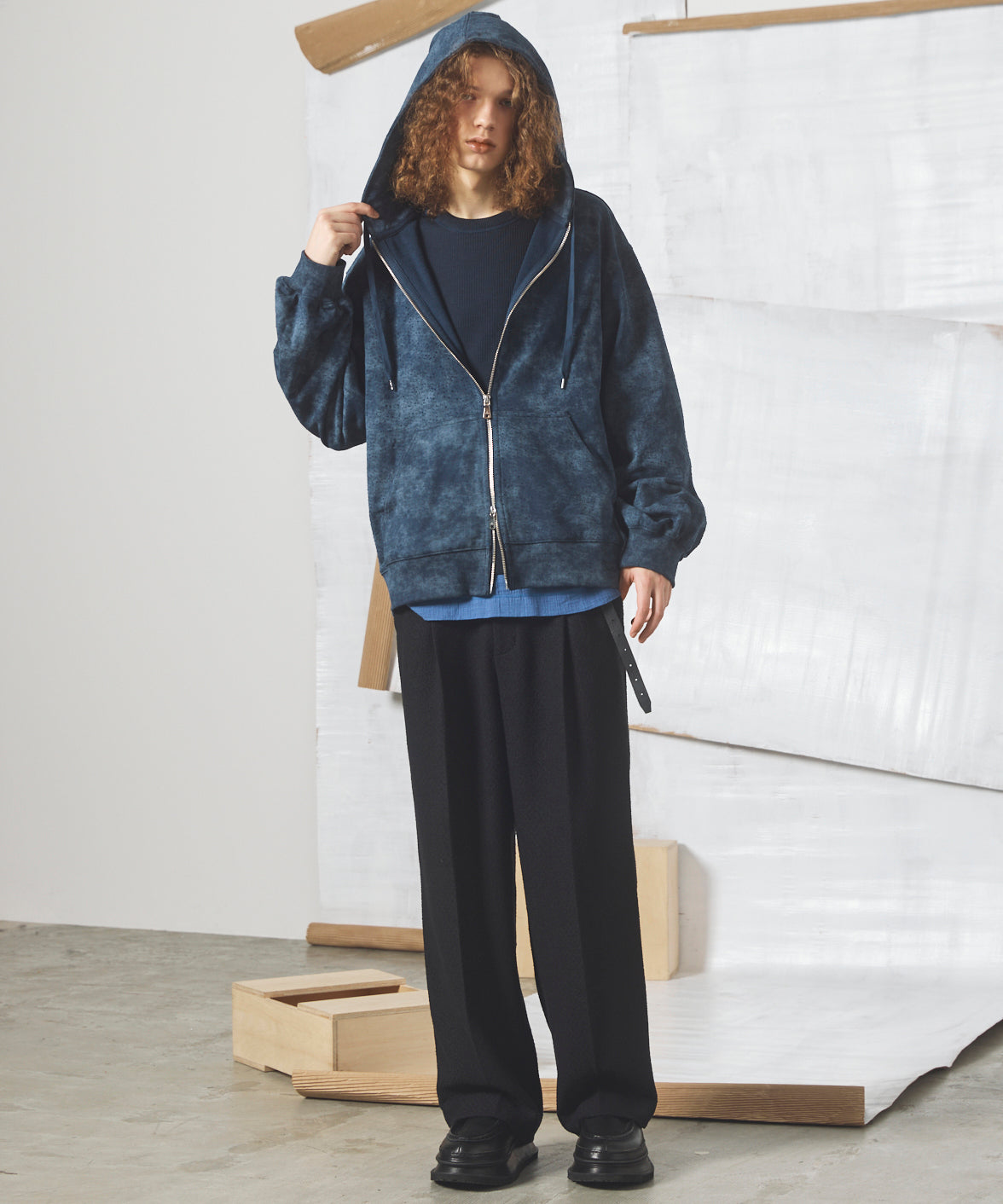 【26AW PRE-ORDER】Distressed Effect Prime-Over ZIP Hoodie
