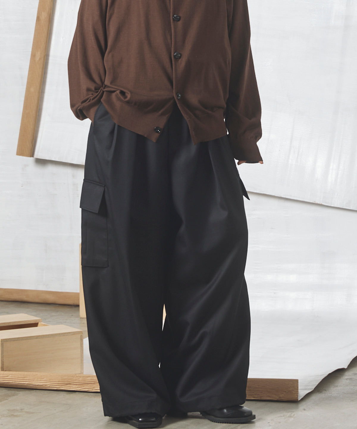 【26AW PRE-ORDER】4 Colors Chambray Washable Wool Prime-Wide Cargo Pants