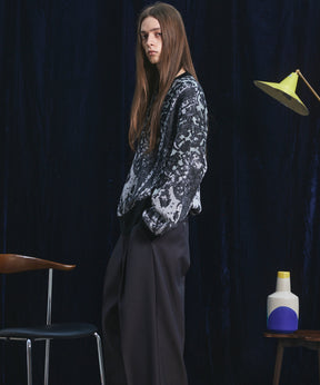 【26AW PRE-ORDER】All-over Paisley Jacquard Prime-Over Crew Neck Knit Tops