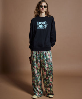 【26WINTER PRE-ORDER】BOUNDARY Embossed Sweatshirt