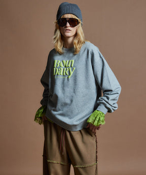 【26WINTER PRE-ORDER】BOUNDARY Embossed Sweatshirt