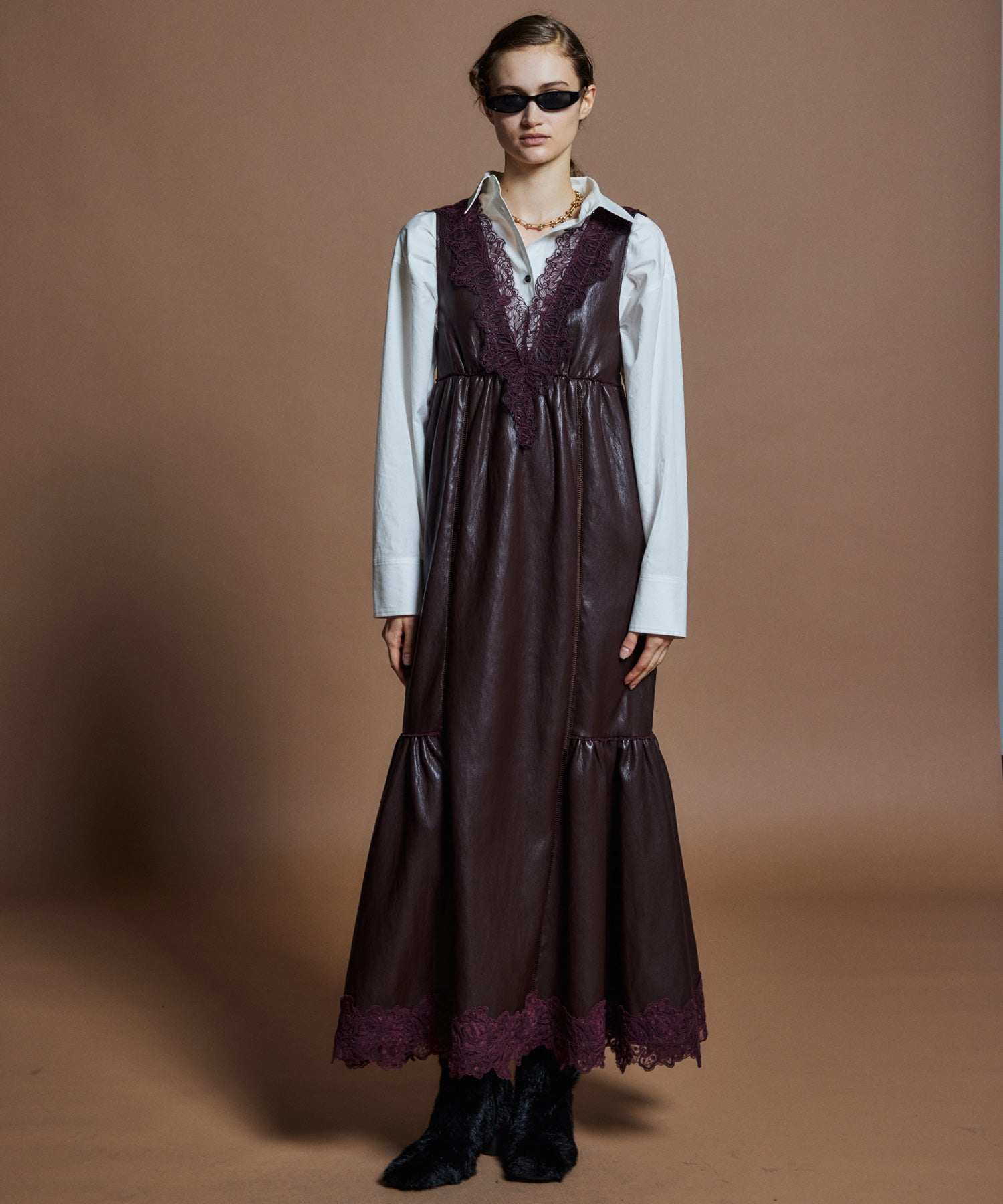 [26WINTER COLLECTION] 纯素皮革内衣连衣裙