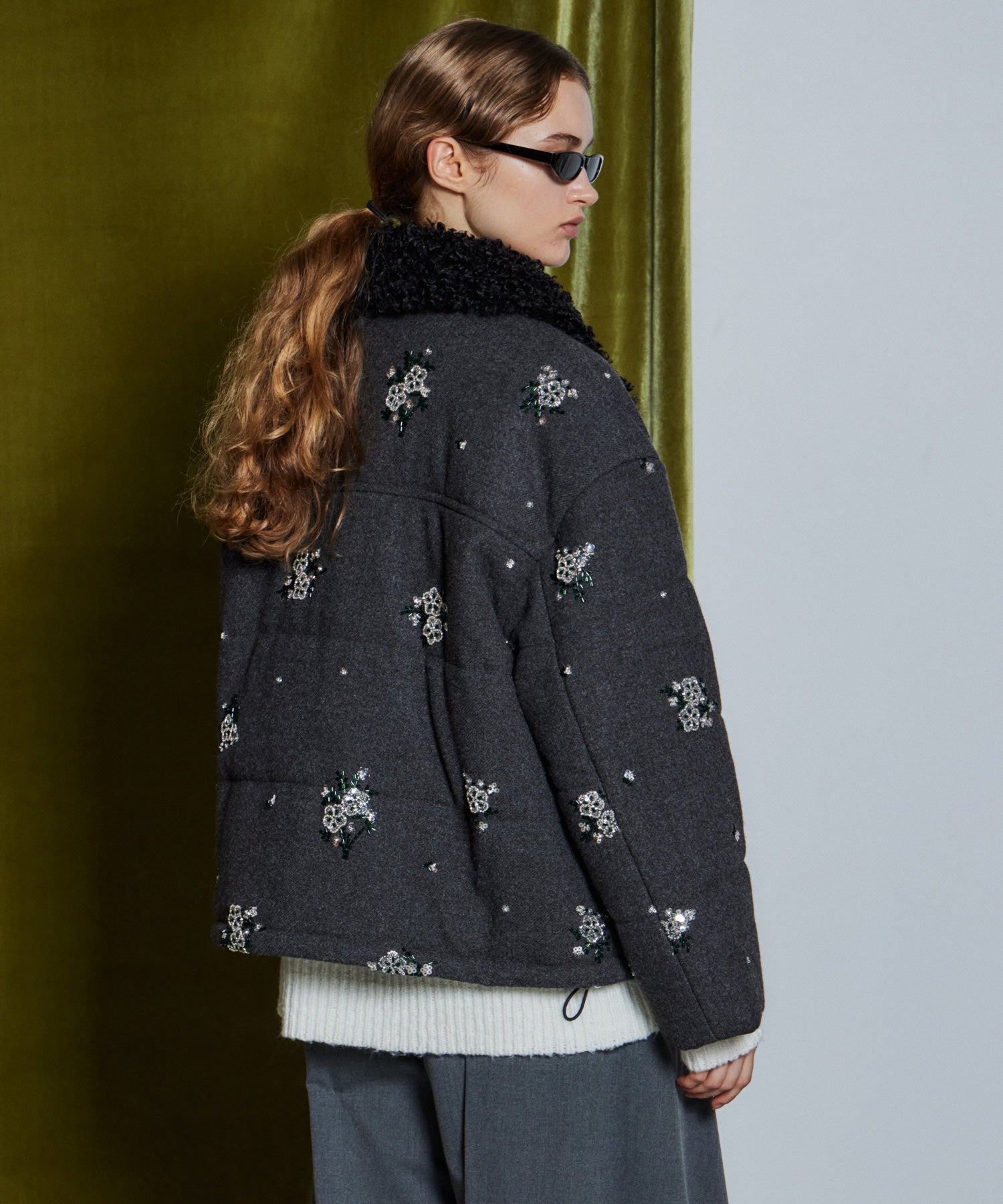 [26WINTER COLLECTION] 2WAY 领 Bijou 刺绣羽绒外套