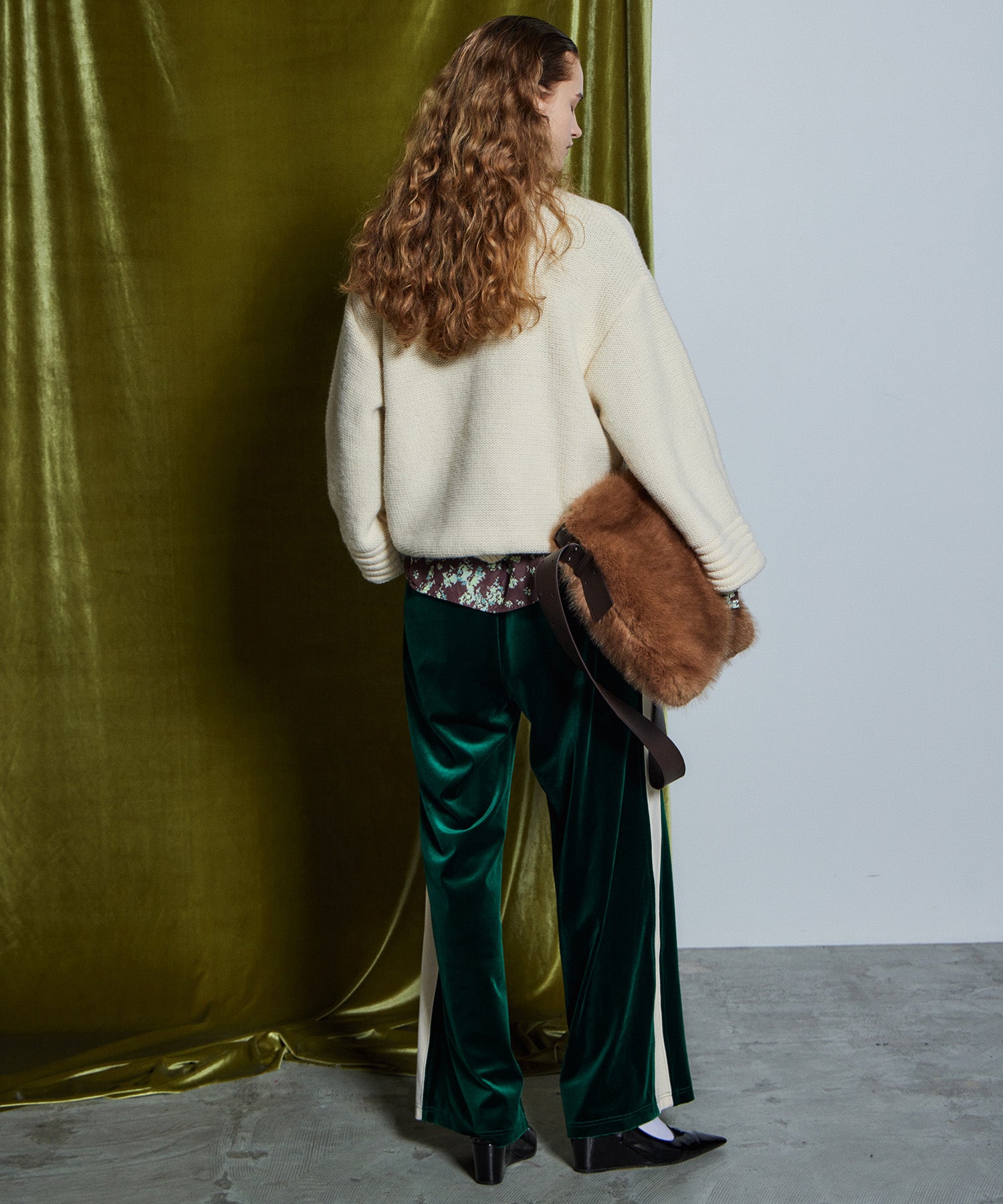 【26WINTER PRE-ORDER】Side Line Velour Jersey Pants