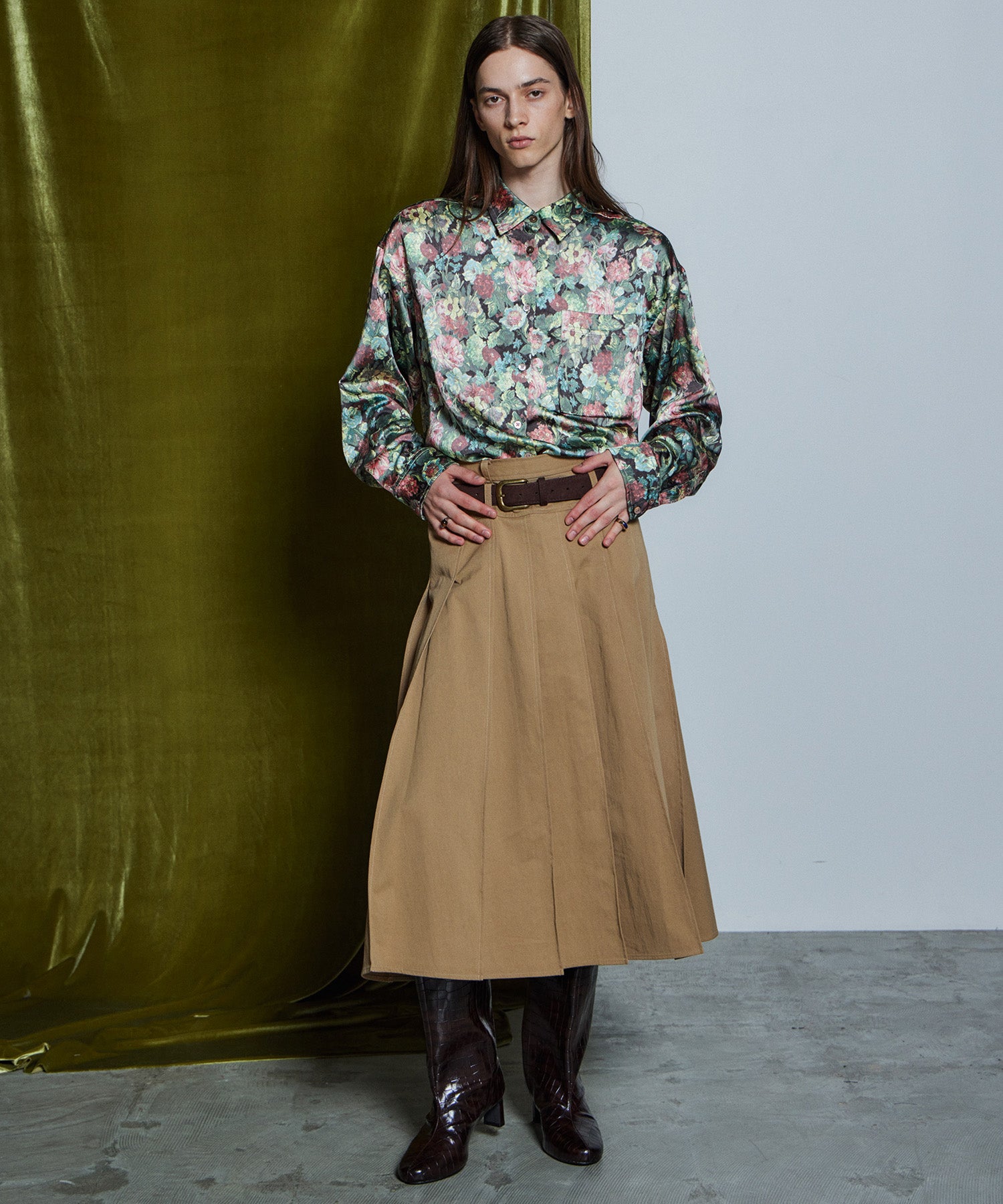 【26WINTER COLLECTION】Gobelin Floral Print Shirt