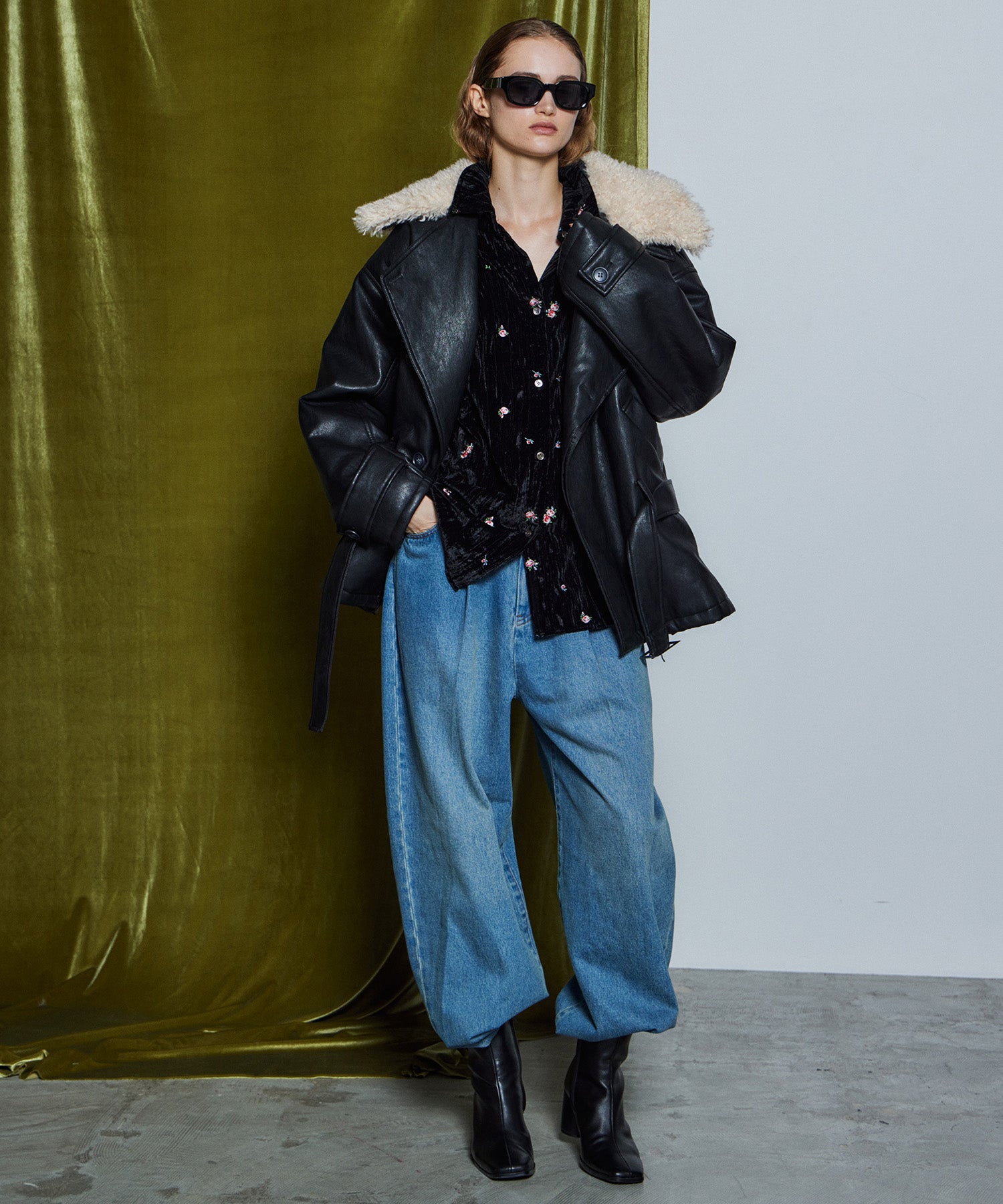 【26WINTER COLLECTION】Faux Leather Short Trench Jacket