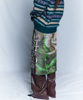 【26WINTER PRE-ORDER】DISTORTED BLOOM Logo Print Tight Skirt