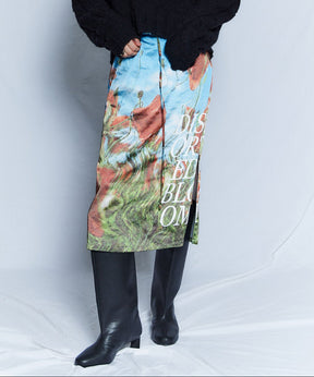 【26WINTER PRE-ORDER】DISTORTED BLOOM Logo Print Tight Skirt