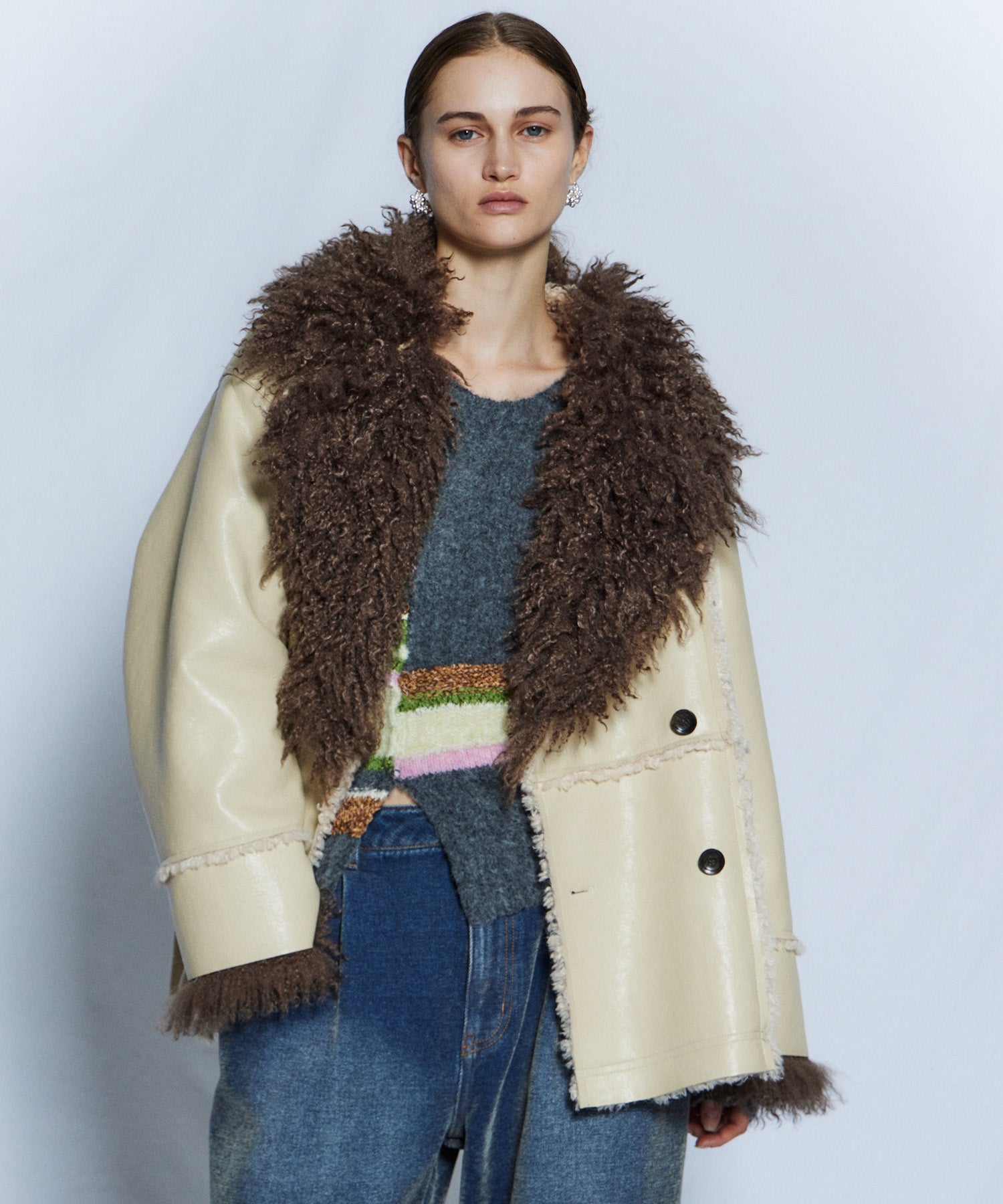【26WINTER PRE-ORDER】Double-Breasted Vegan Shearling Coat