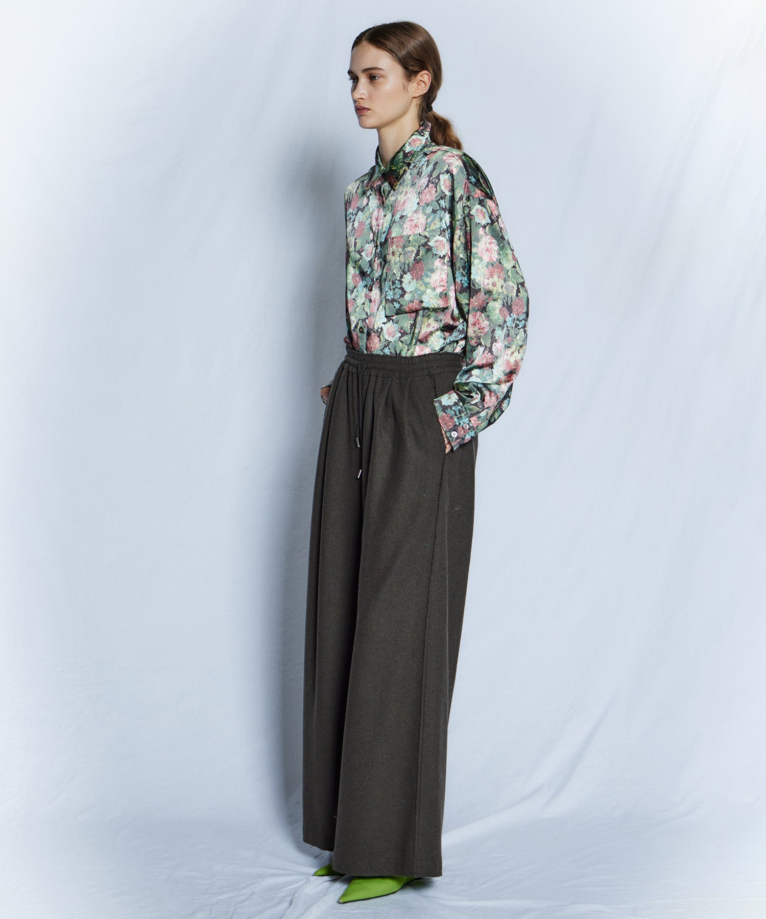 【26WINTER COLLECTION】Gobelin Floral Print Shirt