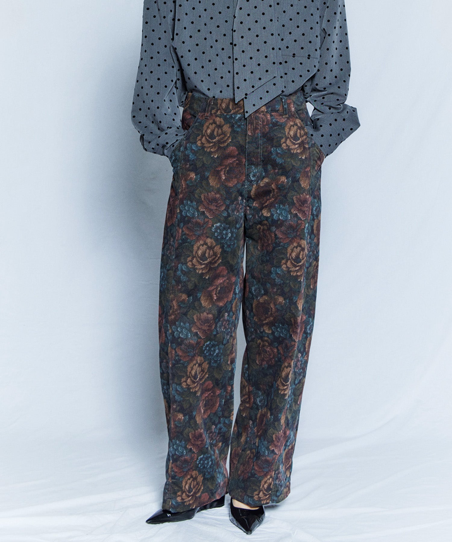 【26WINTER COLLECTION】Multi-Fabric Cocoon Pants