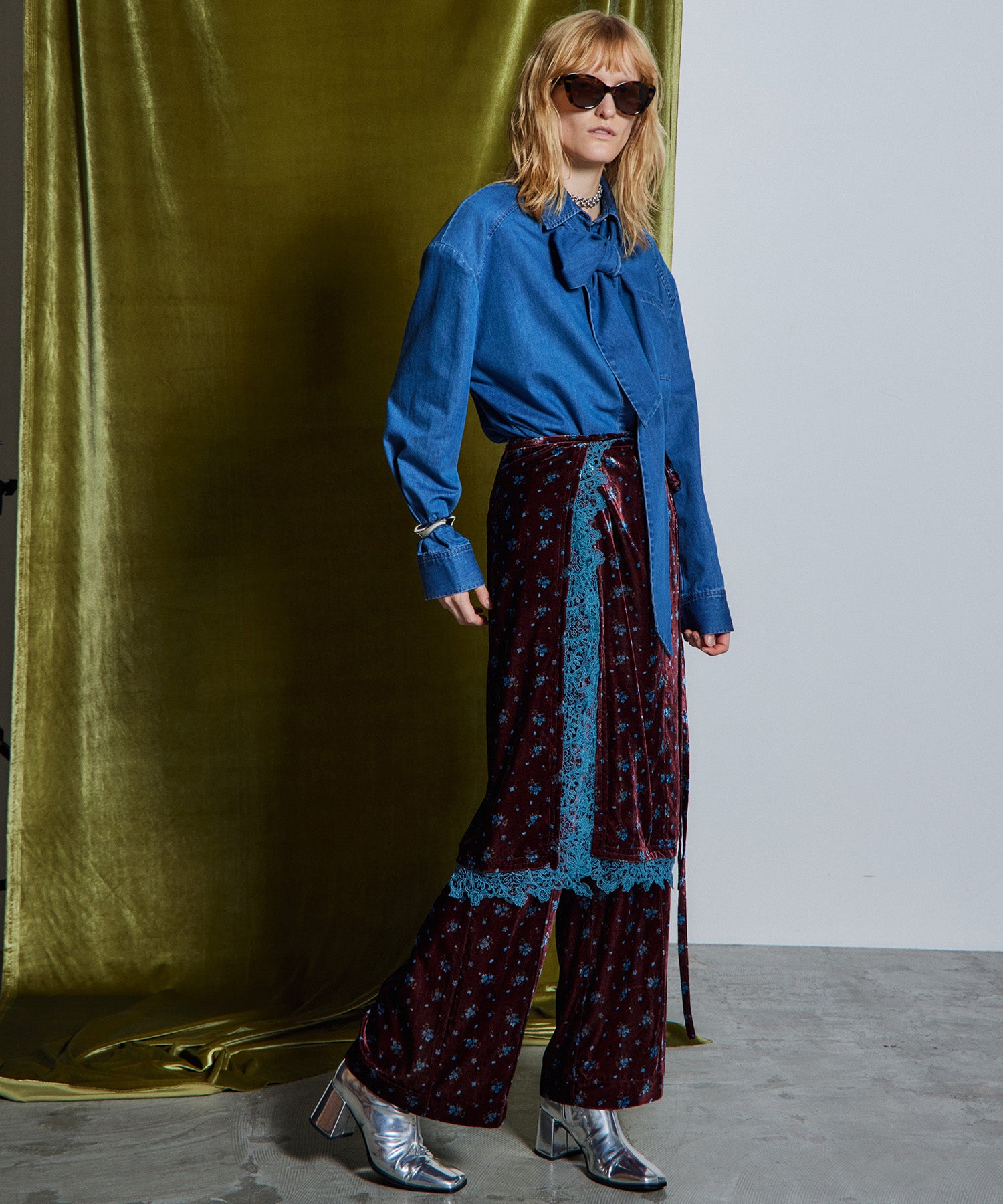 【26WINTER PRE-ORDER】Lace-Trim Velour Wrap Skirt Pants