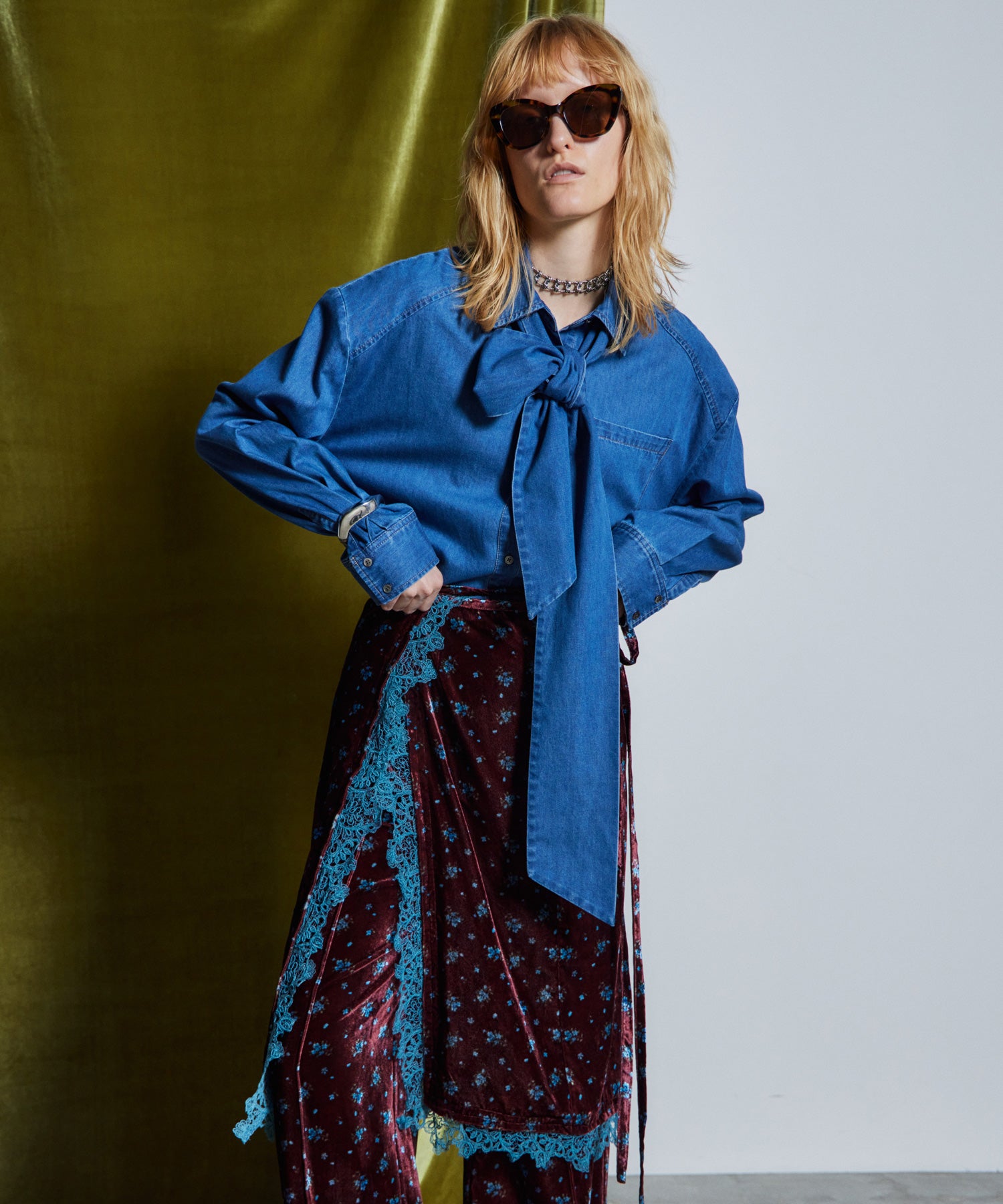 【26WINTER PRE-ORDER】Lace-Trim Velour Wrap Skirt Pants