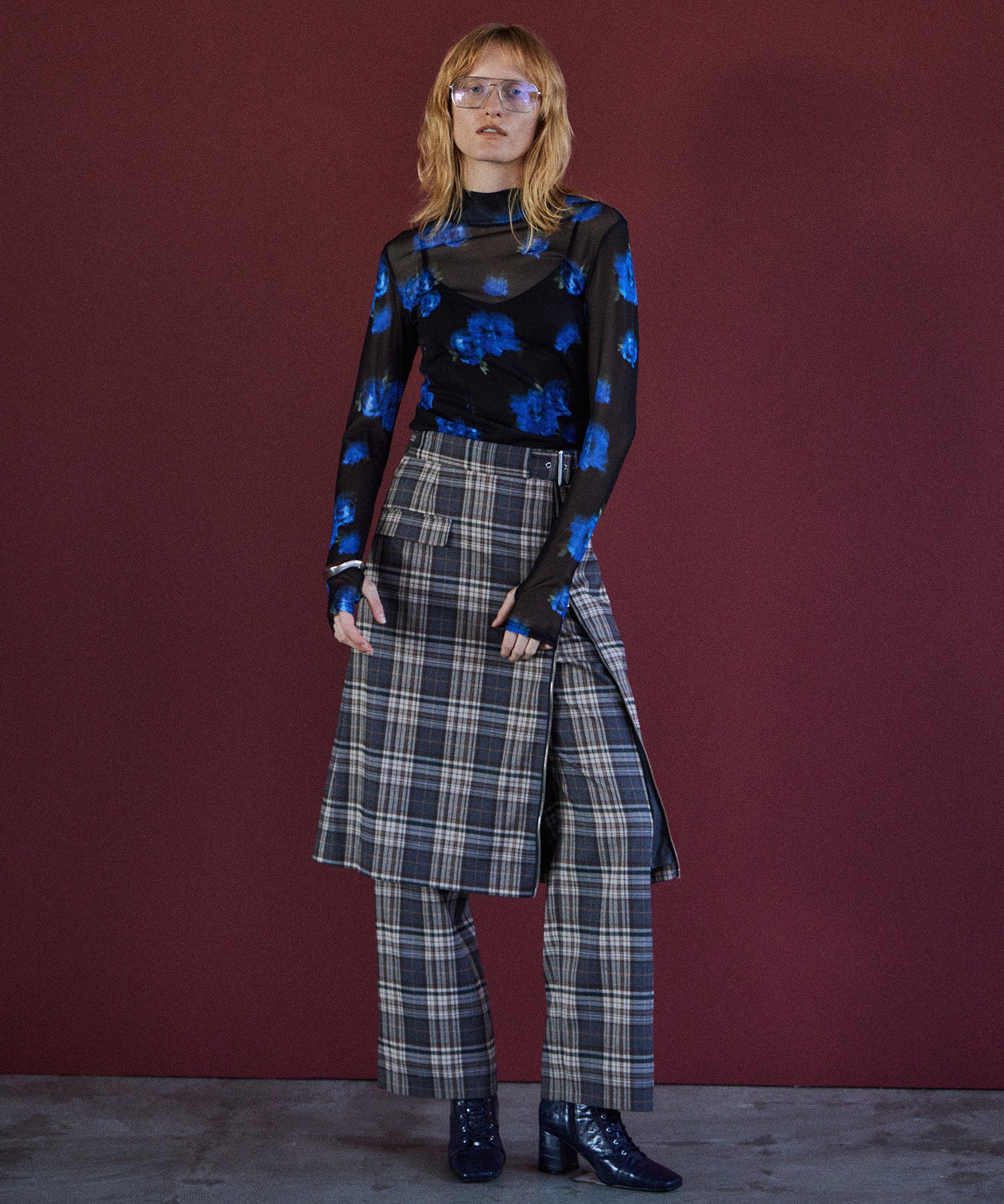 Blurred flower Sheer Top
