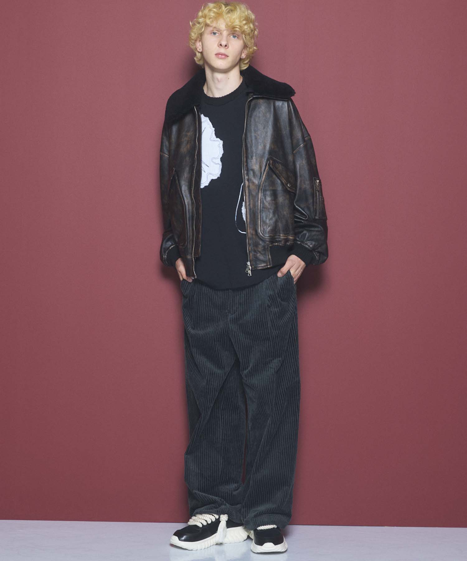 Wide-Wale Corduroy One-Tuck Pants