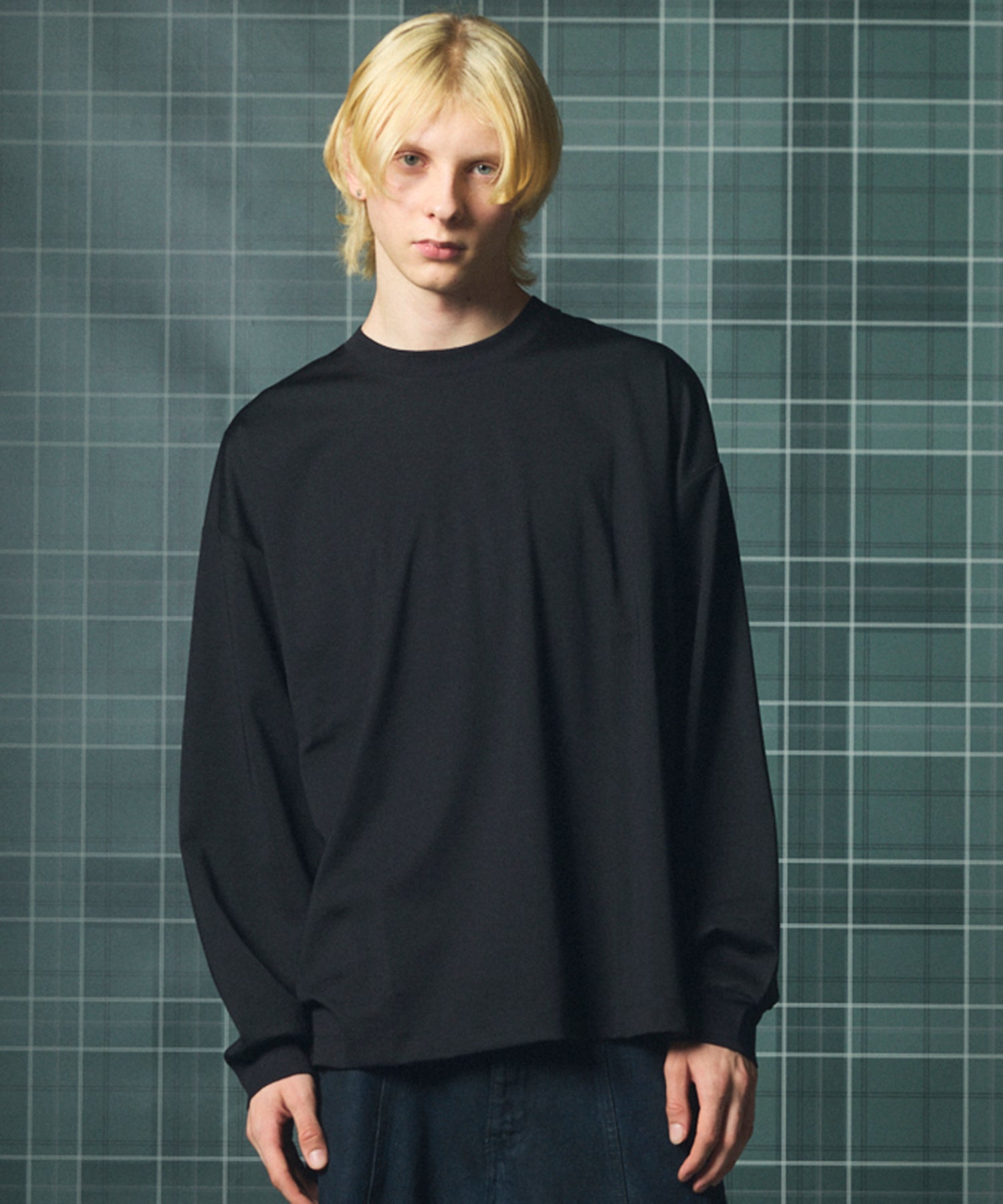 Smashing Punch Prime-Over Crew Neck Long Sleeve T-Shirt