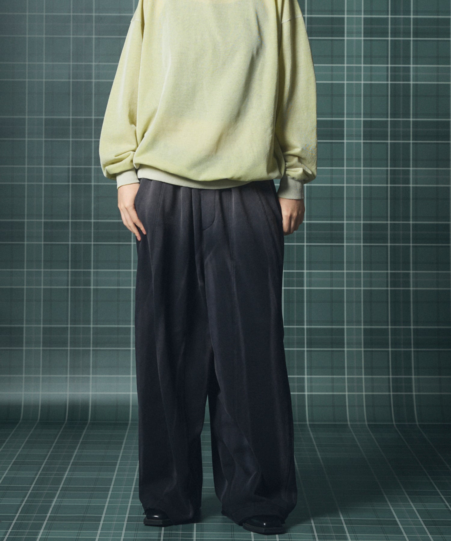 【26AW PRE-ORDER】페이드 인 사이드 아웃 프라임 와이드 3D 전환 스웨트 팬츠