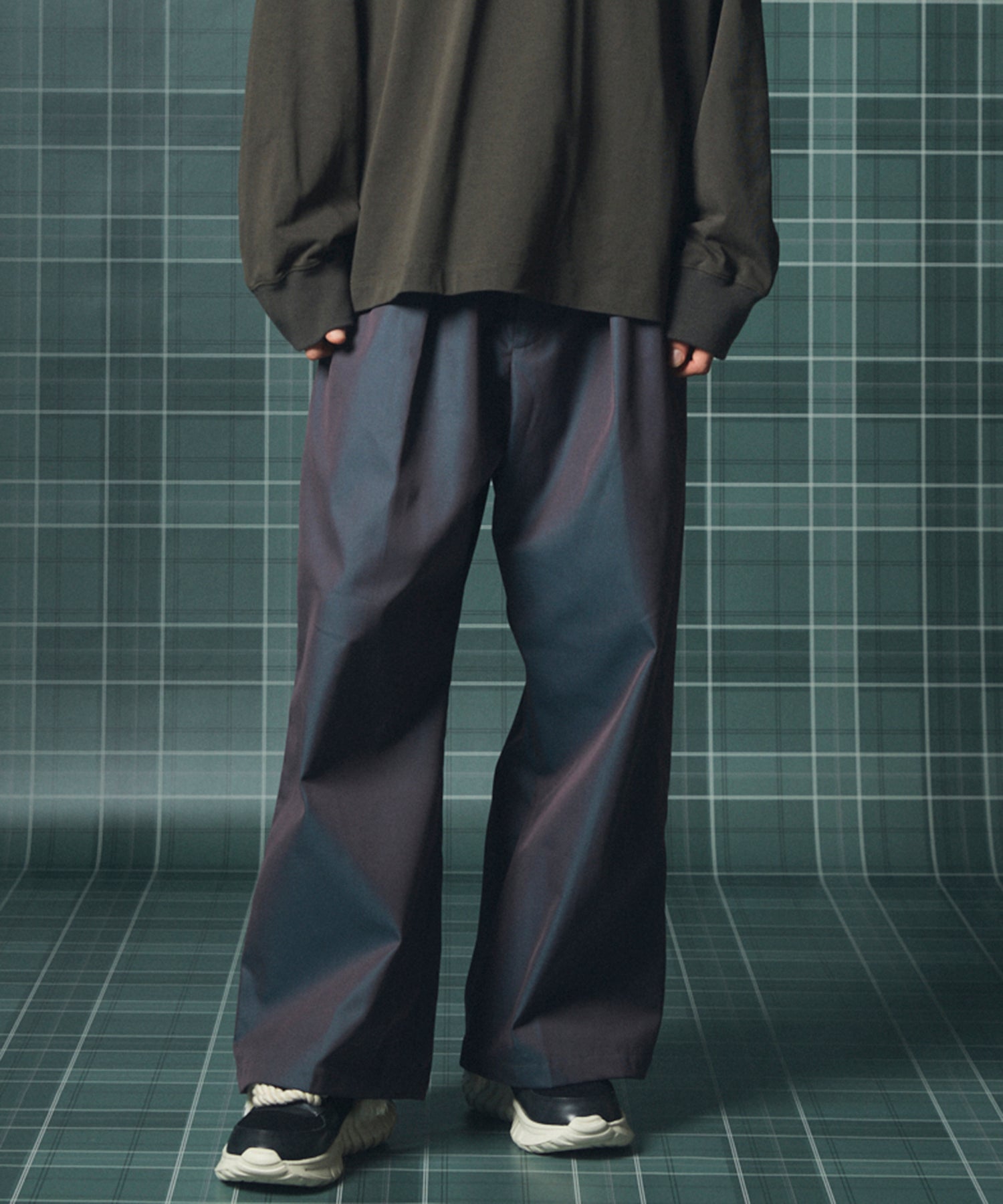 [26AW PRE-ORDER] Banana Curve Silhouette Prime-Wide Cargo Trousers