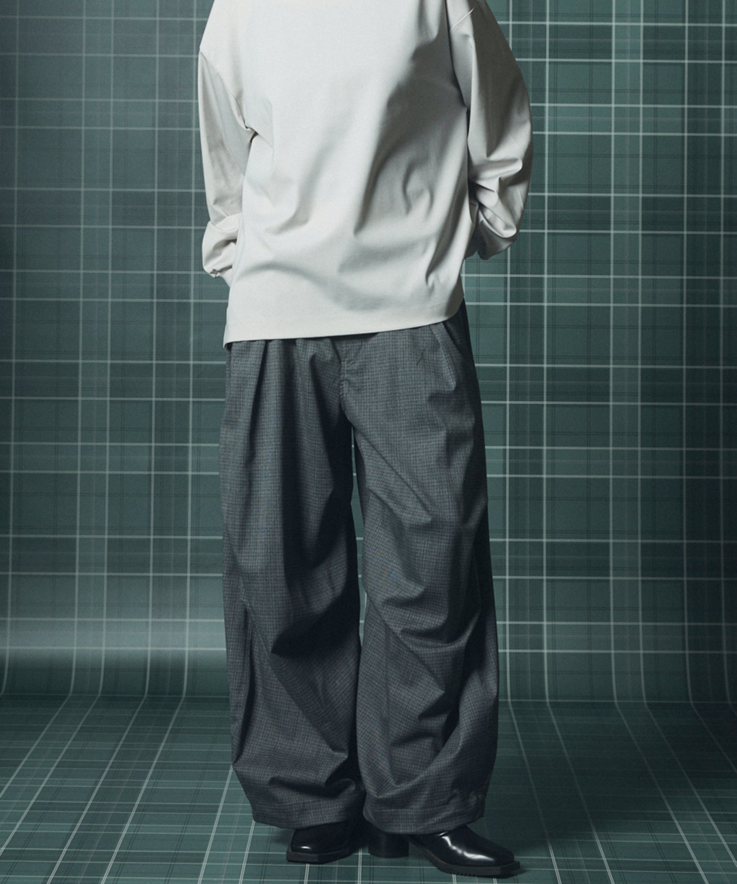 [26AW PRE-ORDER] Banana Curve Silhouette Prime-Wide Cargo Trousers