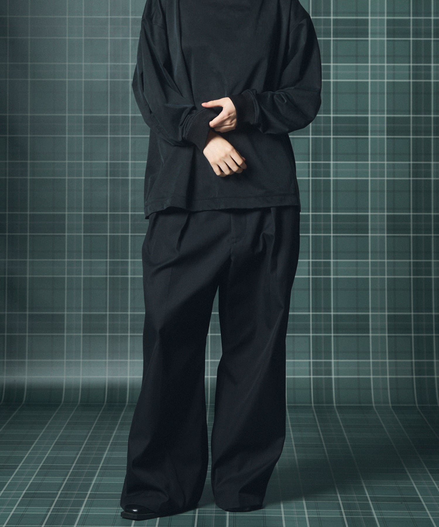 [26AW PRE-ORDER] Banana Curve Silhouette Prime-Wide Cargo Trousers