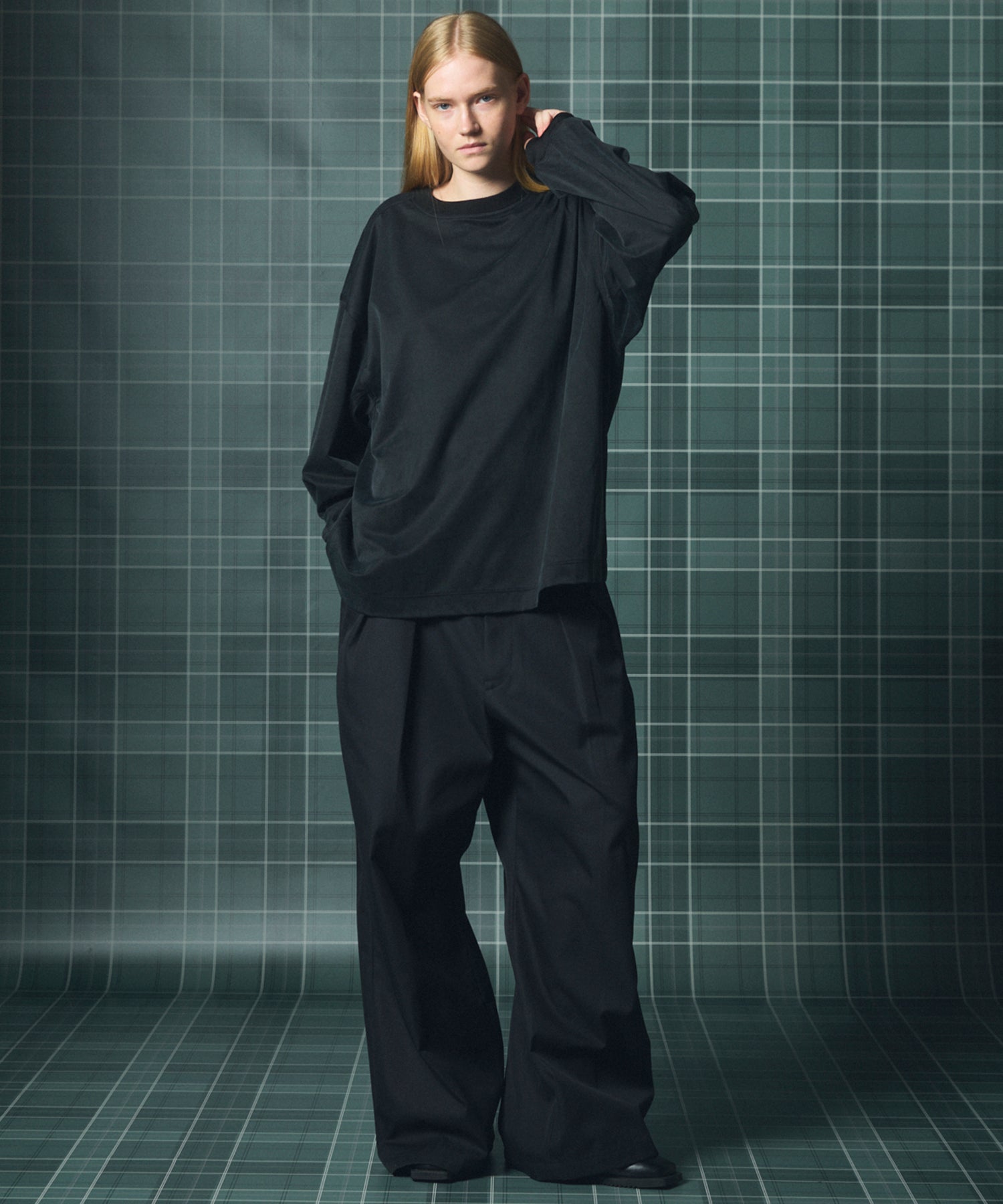 [26AW PRE-ORDER] Banana Curve Silhouette Prime-Wide Cargo Trousers