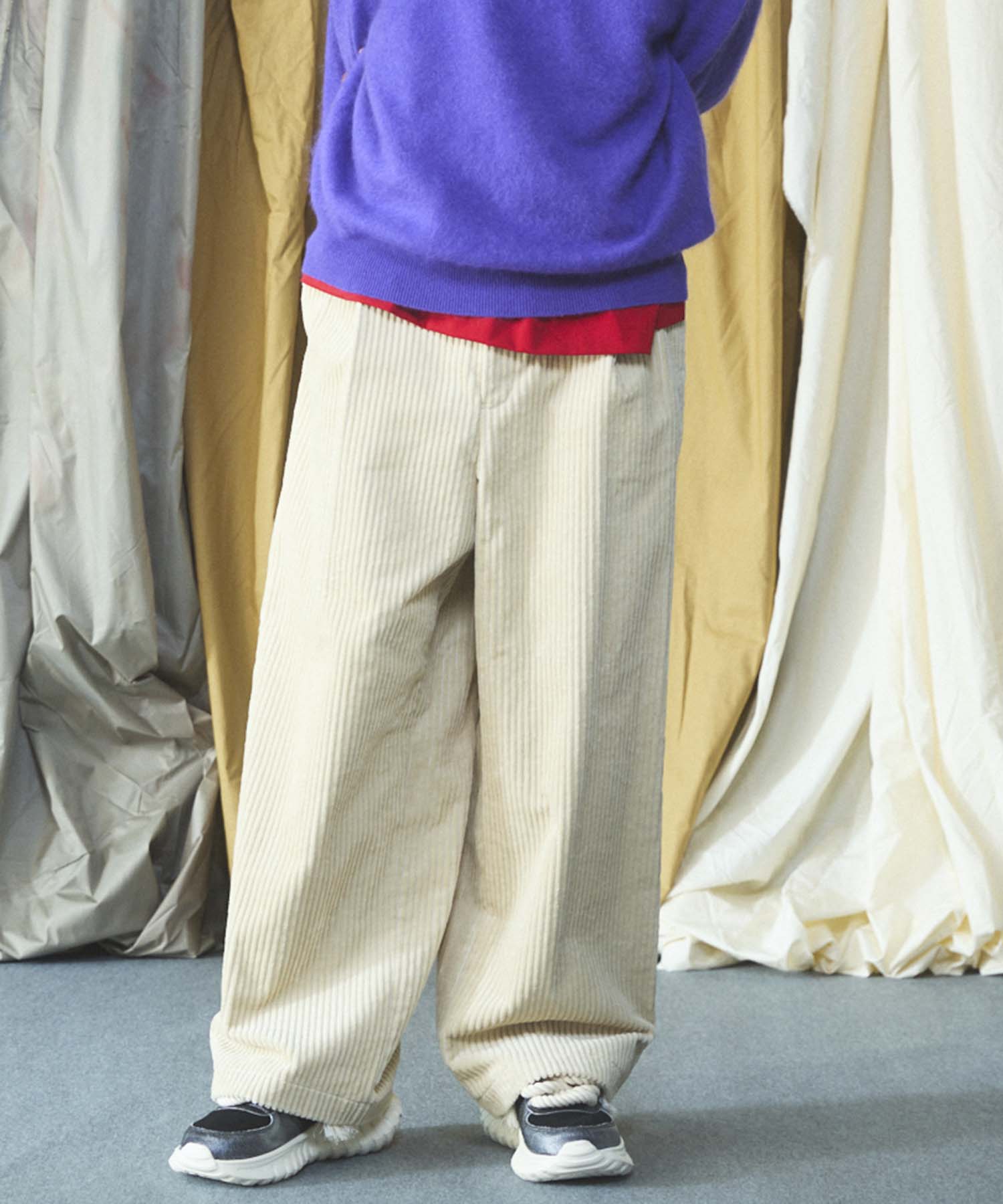 Wide-Wale Corduroy One-Tuck Pants
