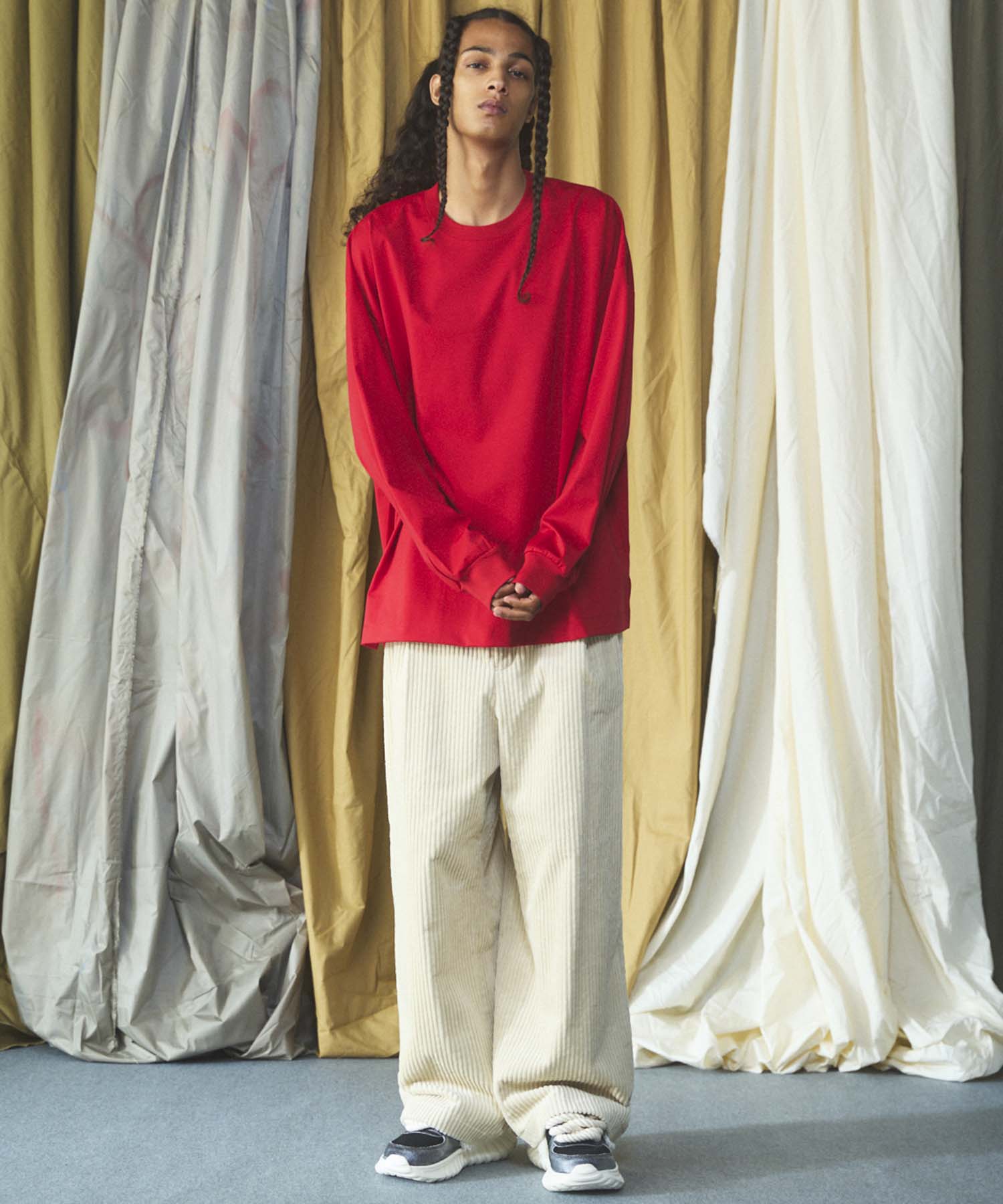 Wide-Wale Corduroy One-Tuck Pants