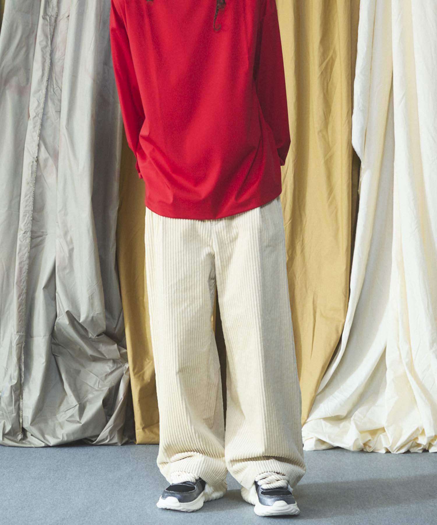 Wide-Wale Corduroy One-Tuck Pants