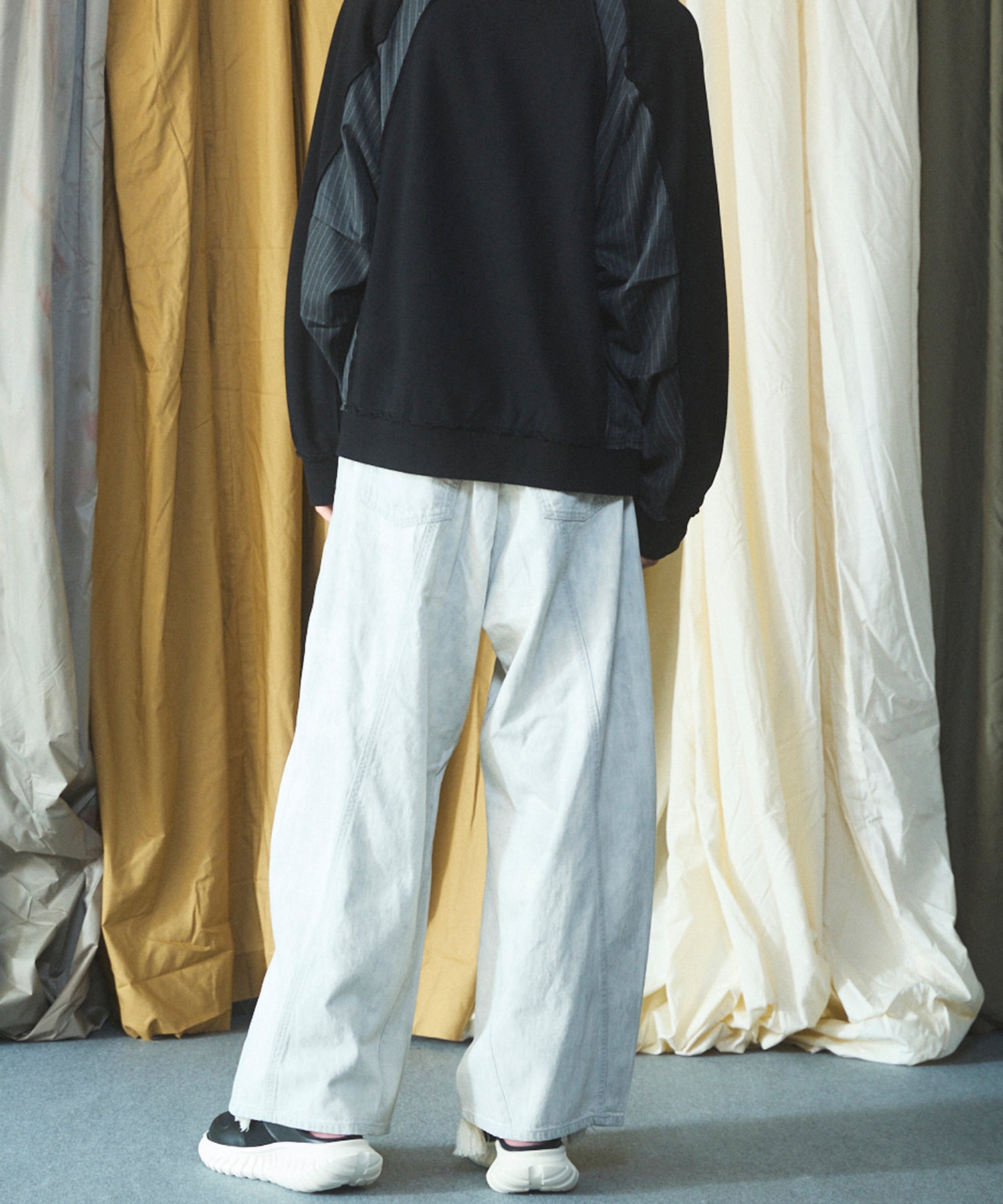 Three-Dimensional Cutting Denim Pants
