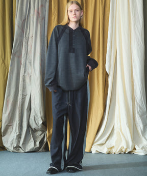 【26aw PRE-ORDER】纯棉巴尔法蕾丝超领亨利领长袖针织T恤