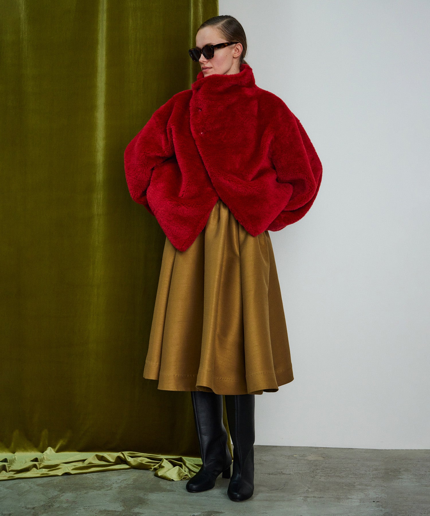 【26WINTER COLLECTION】Stand Collar Boa Coat