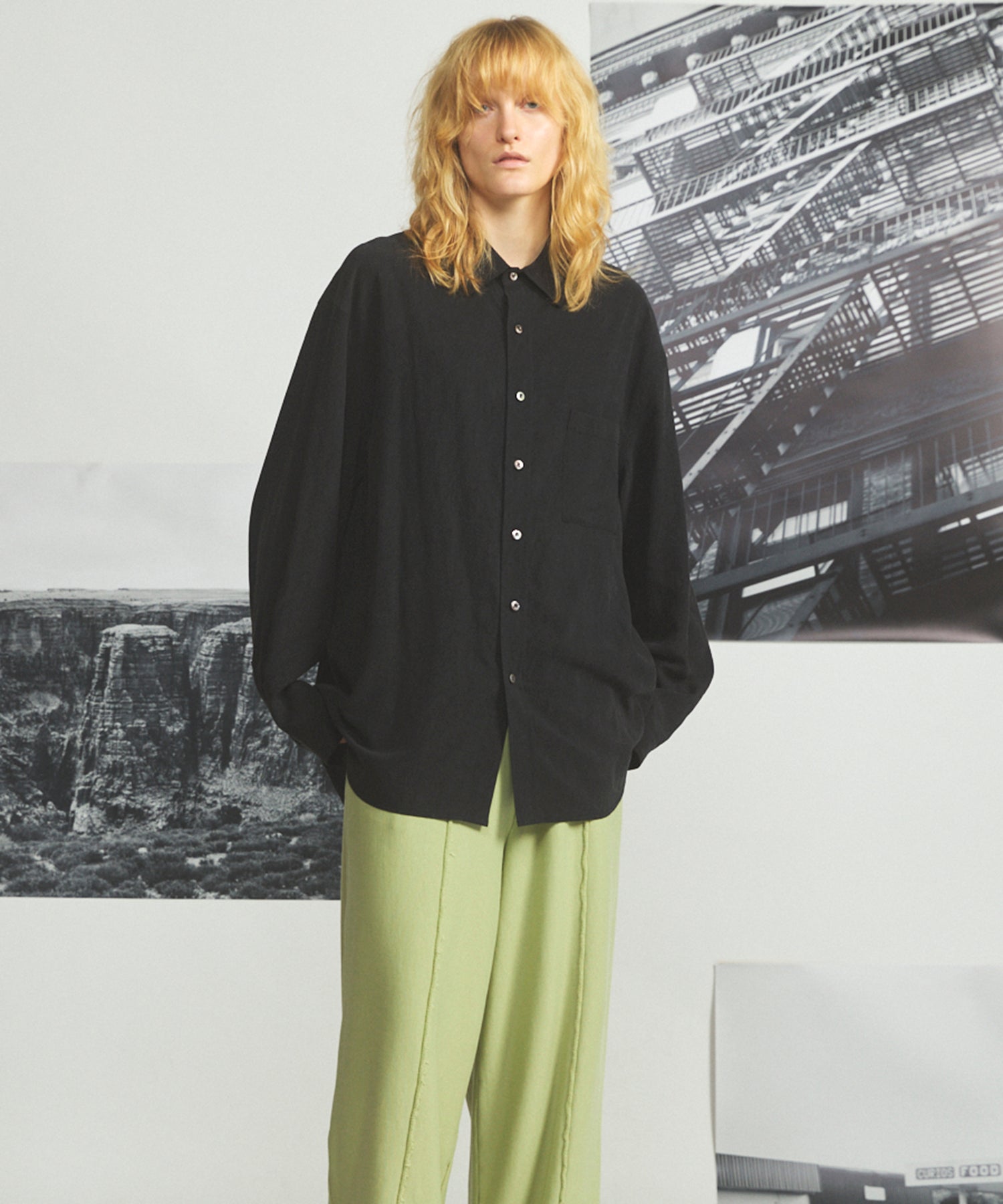 [26SS PRE-ORDER] Airy Striped Gabardine Prime-Over Short-sleeved Shirt